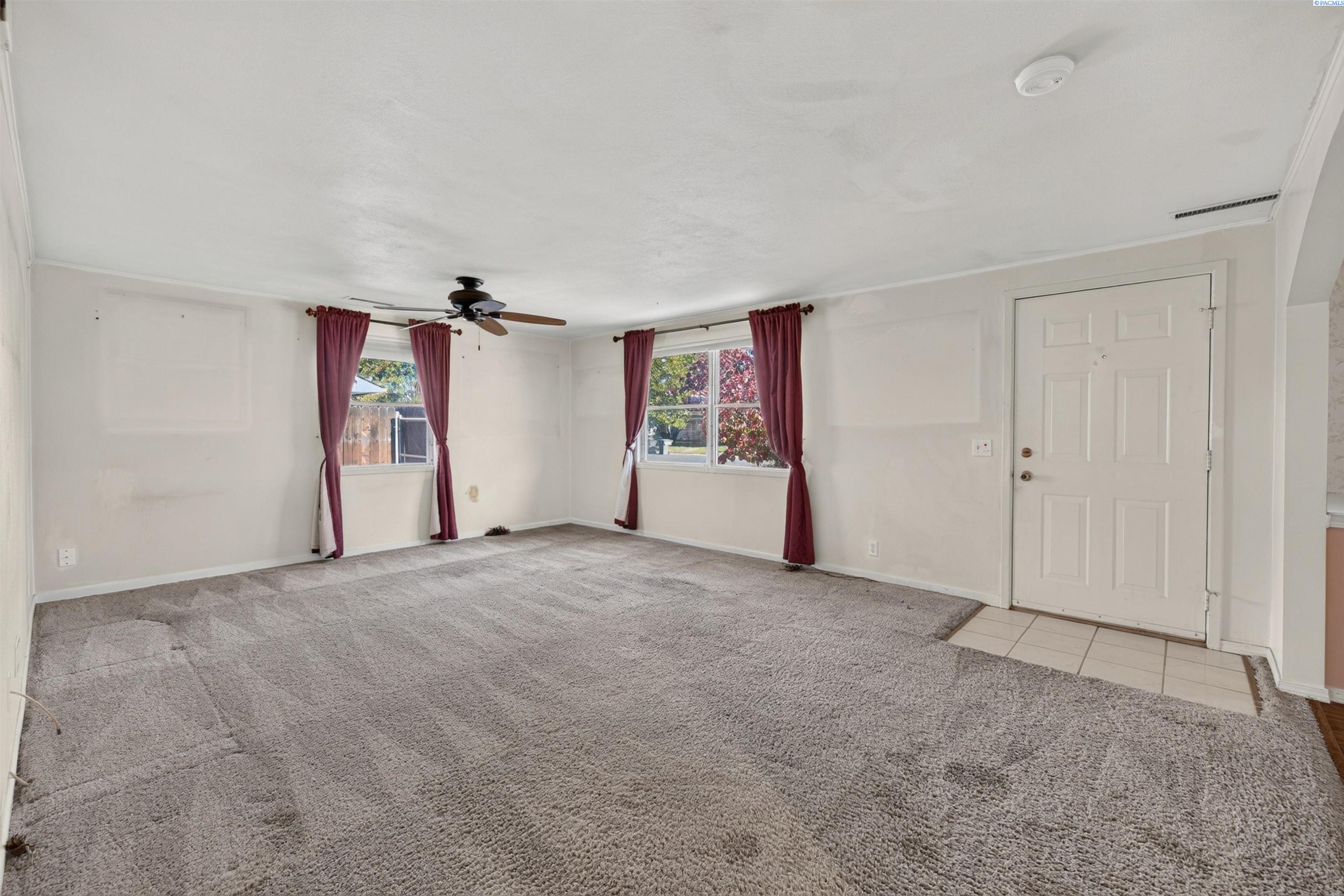 Photo 3 of Single family home for sale at 605 Cottonwood Dr, Richland, WA 99352 | MLS# PAC297107 | Listing updated on 2026-10-10