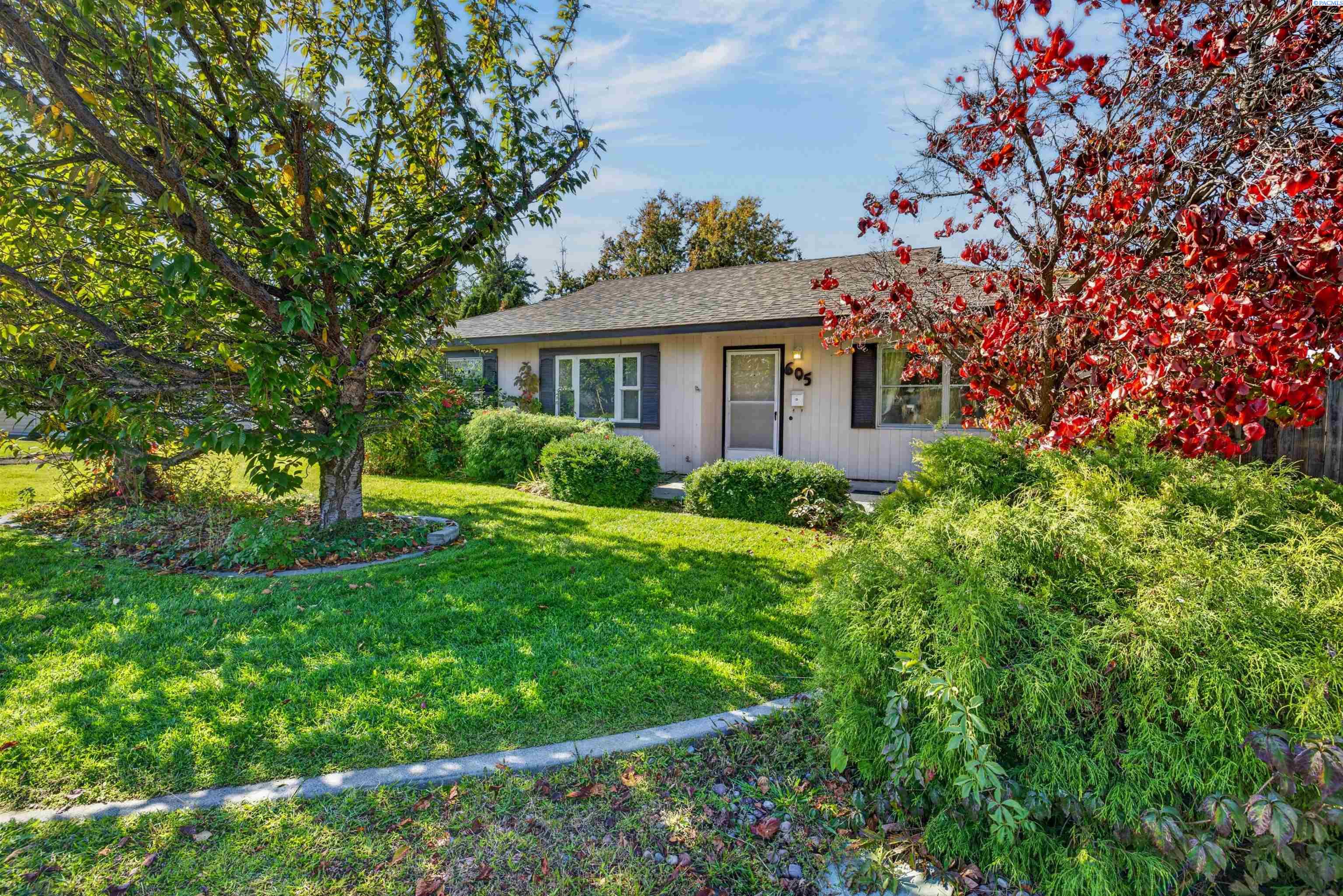 Photo 2 of Single family home for sale at 605 Cottonwood Dr, Richland, WA 99352 | MLS# PAC297107 | Listing updated on 2026-10-10