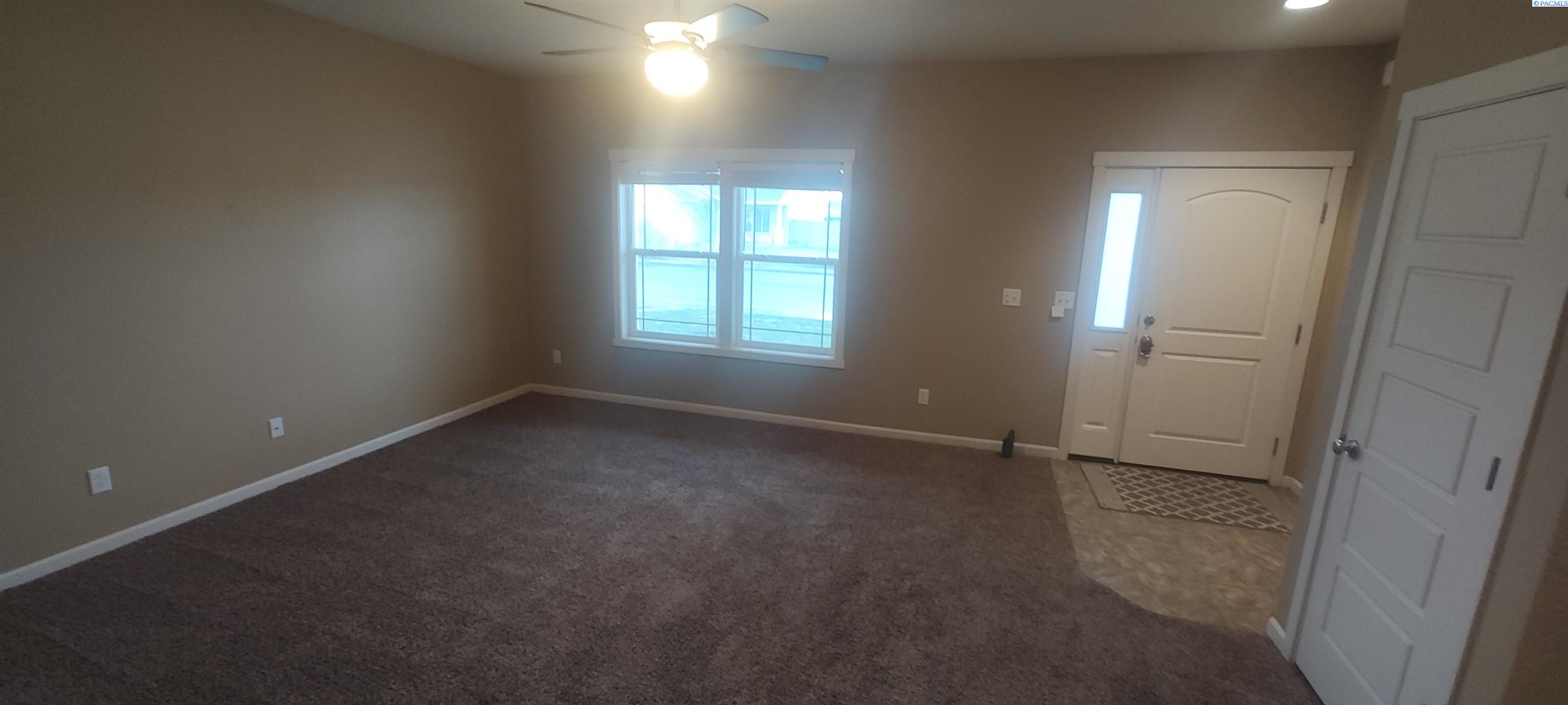 Photo 4 of Single family home for sale at 4405 Phoenix Ln, Pasco, WA 99301 | MLS# PAC297125 | Listing updated on 2026-10-12