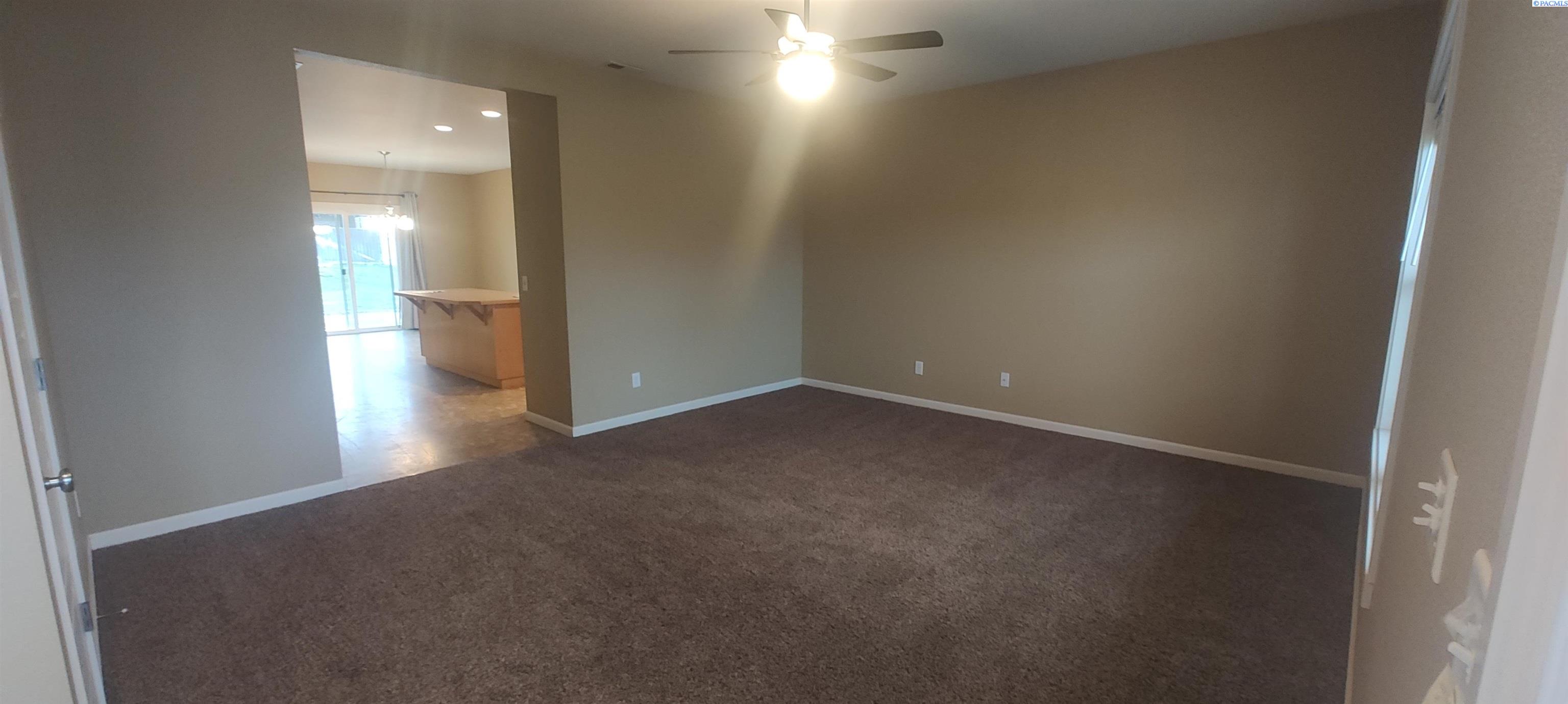 Photo 3 of Single family home for sale at 4405 Phoenix Ln, Pasco, WA 99301 | MLS# PAC297125 | Listing updated on 2026-10-12
