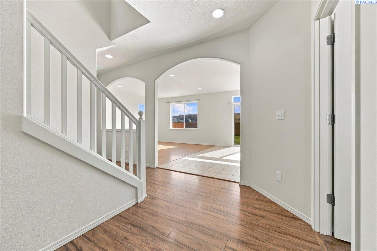 Photo 3 of Single family home for sale at 9305 W 9th Place, Kennewick, WA 99336 | MLS# PAC297144 | Listing updated on 2026-10-13