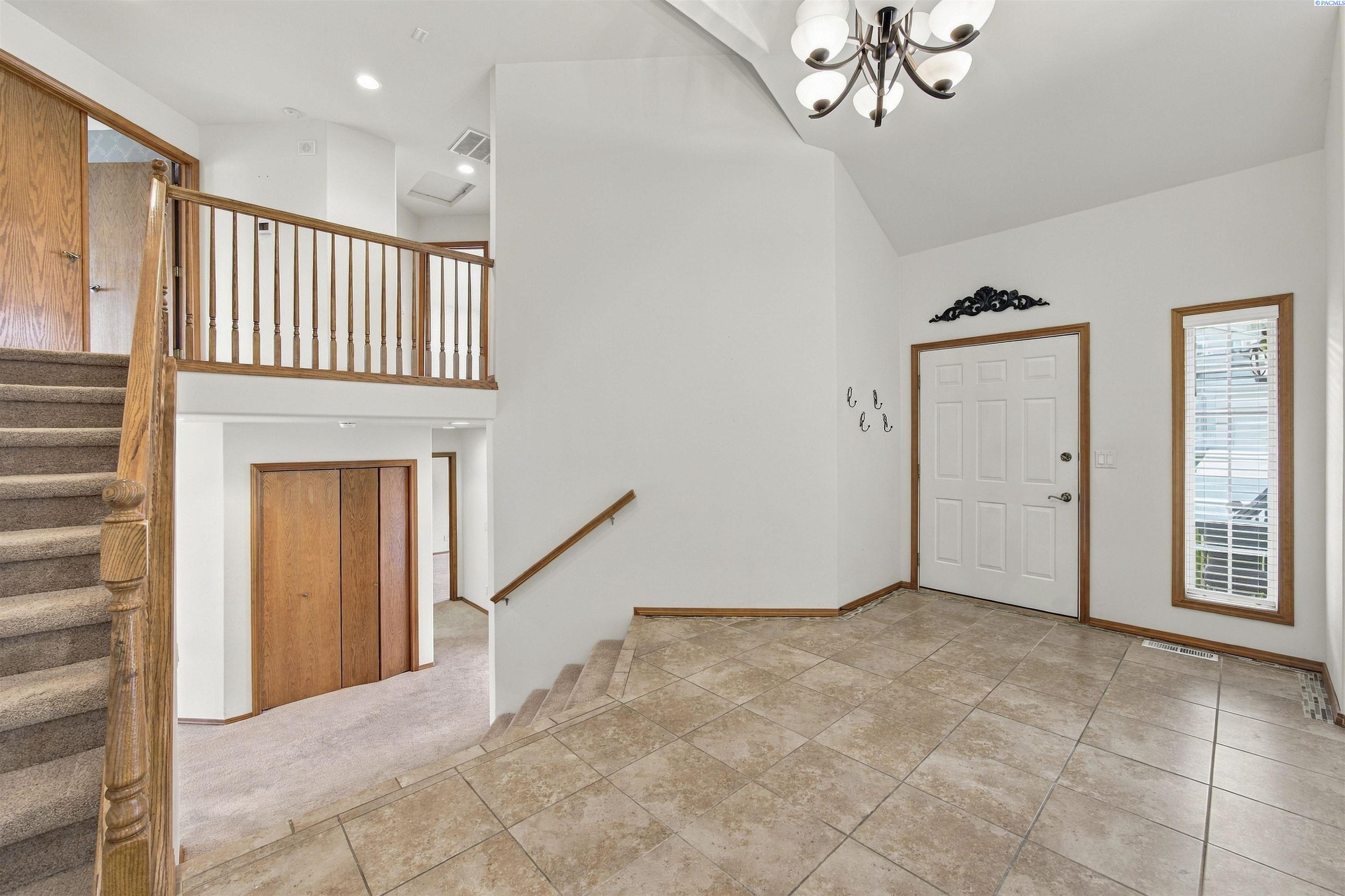 Photo 3 of Single family home for sale at 3406 W 42nd Avenue, Kennewick, WA 99337 | MLS# PAC297330 | Listing updated on 2026-10-24