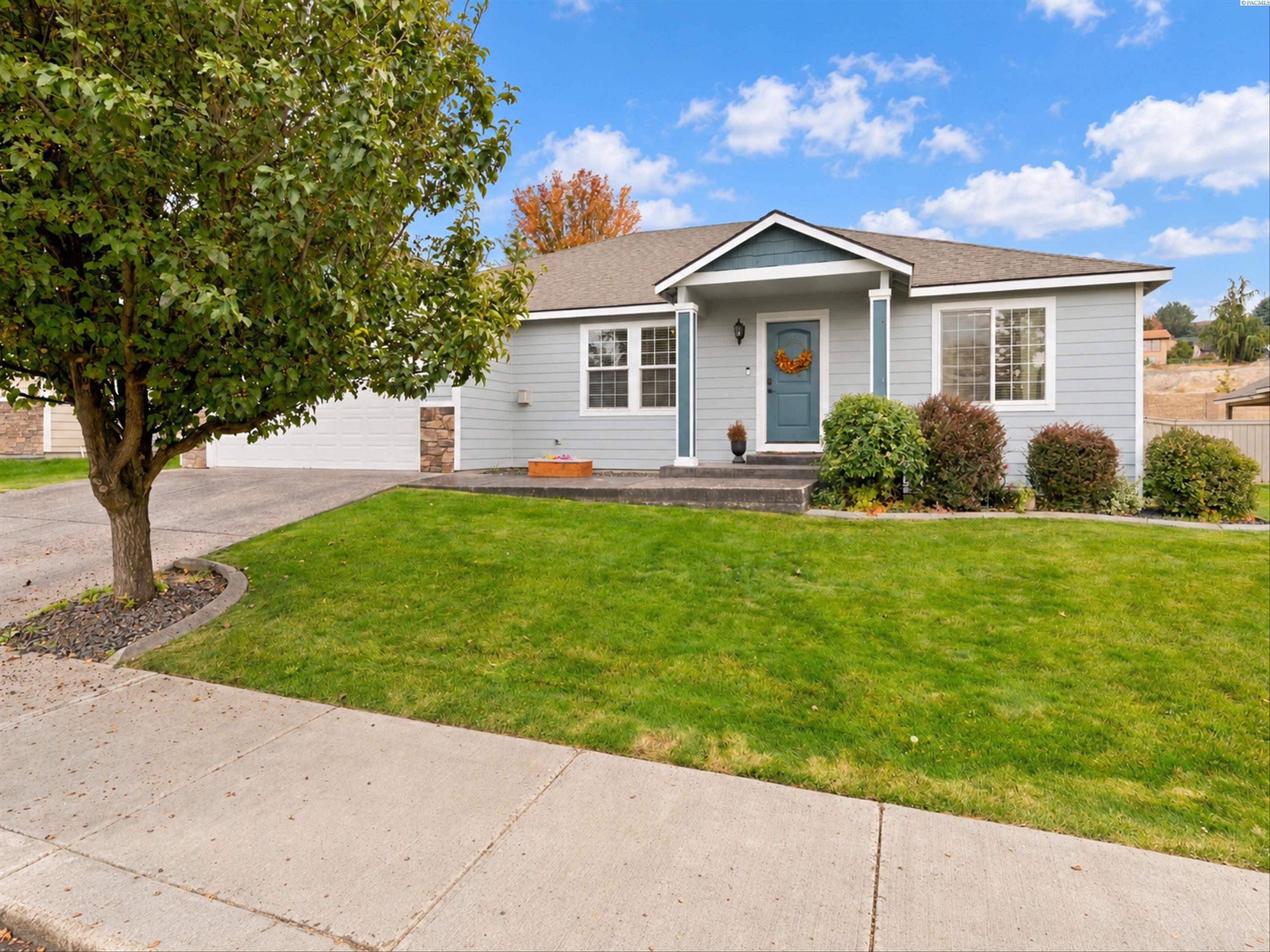 Single family home for sale at 5717 W 23rd Avenue, Kennewick, WA 99338 | MLS# PAC297407
