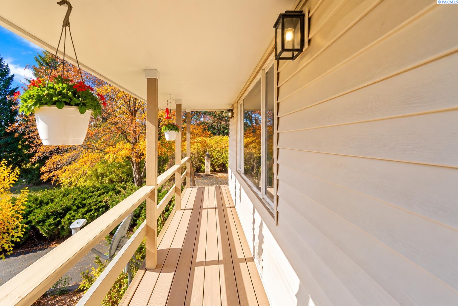 Photo 3 of Single family home for sale at 202 Weber Rd, Pullman, WA 99163 | MLS# PAC297412 | Listing updated on 2026-10-26