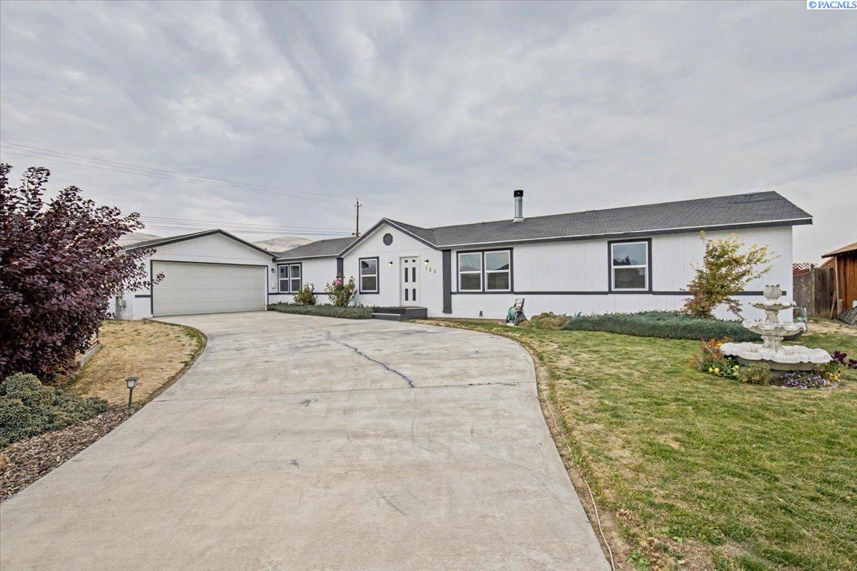 Photo 1 of Manufactured home for sale at 125 Top Ct, Yakima, WA 98901 | MLS# PAC297413 | Listing updated on 2026-10-26