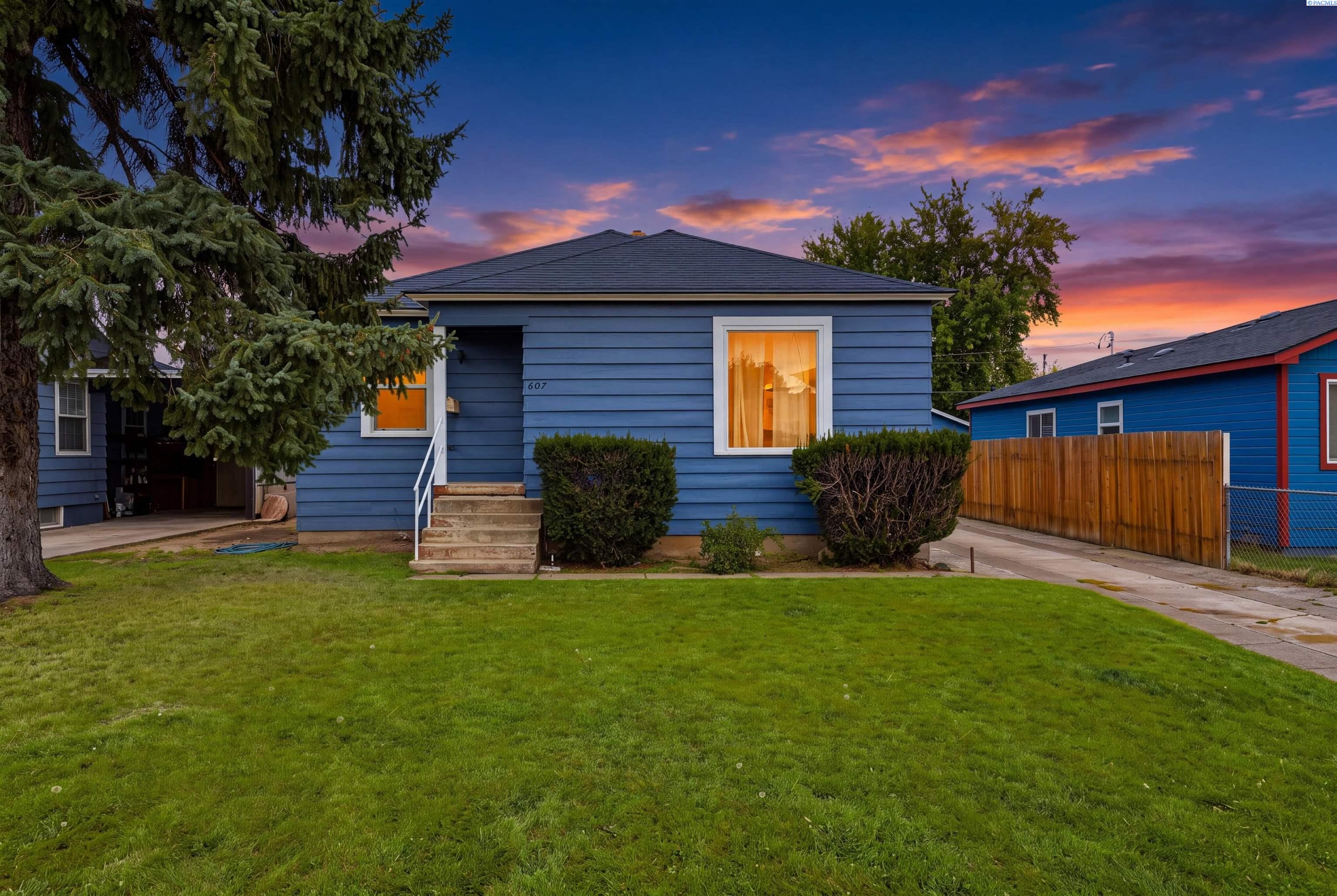 Photo 1 of Single family home for sale at 607 S Tieton Ave, Wapato, WA 98951 | MLS# PAC297416 | Listing updated on 2026-10-25