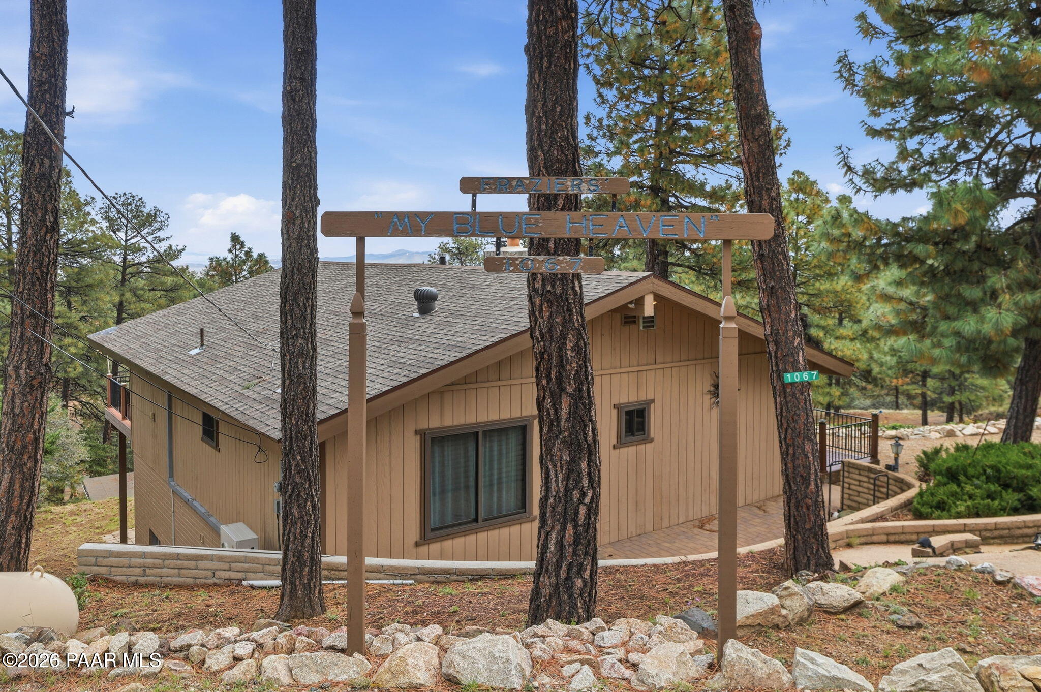 Photo 4 of Single family home for sale at 1067 N Skyline Dr, Prescott, AZ 86305 | MLS# 1085940 | Listing updated on 2026-10-25