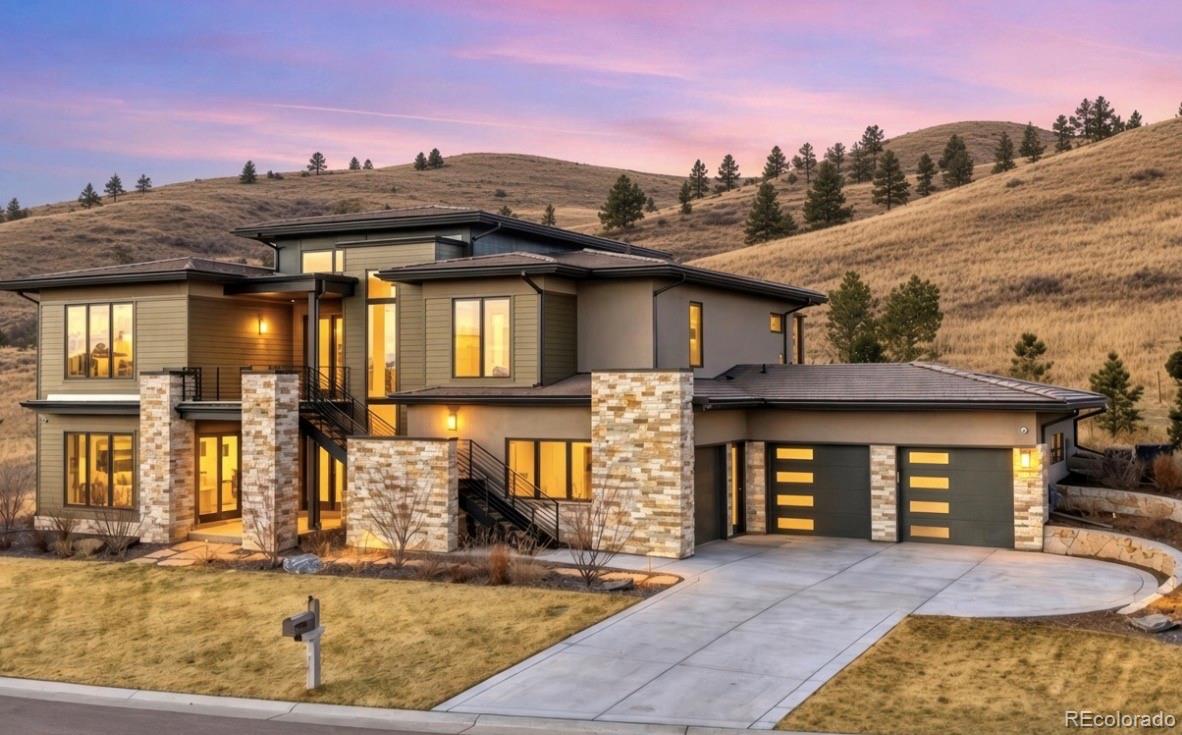 Photo 1 of Single family home for sale at 6199 Oxford Peak Ln, Castle Rock, CO 80108 | MLS# 8314236 | Listing updated on 2026-10-25