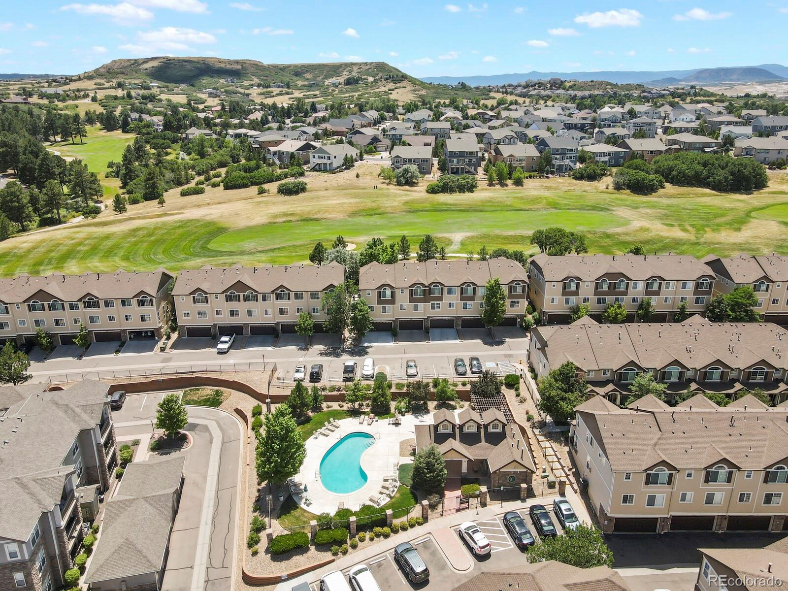 Listing Photo 4 - Condo for sale in building located at 1561 Olympia Cir, Castle Rock, CO 80104 - Unit #305