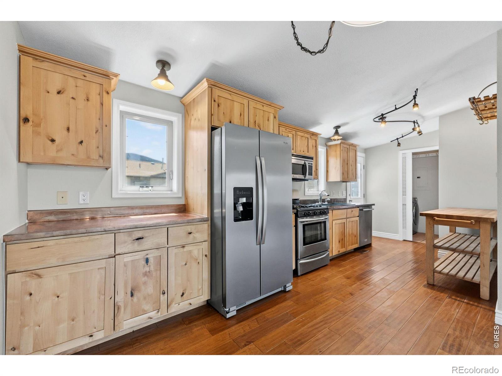 Photo 2 of Single family home for sale at 631 Summit Dr, Dillon, CO 80435 | MLS# IR1061373 | Listing updated on 2026-10-24