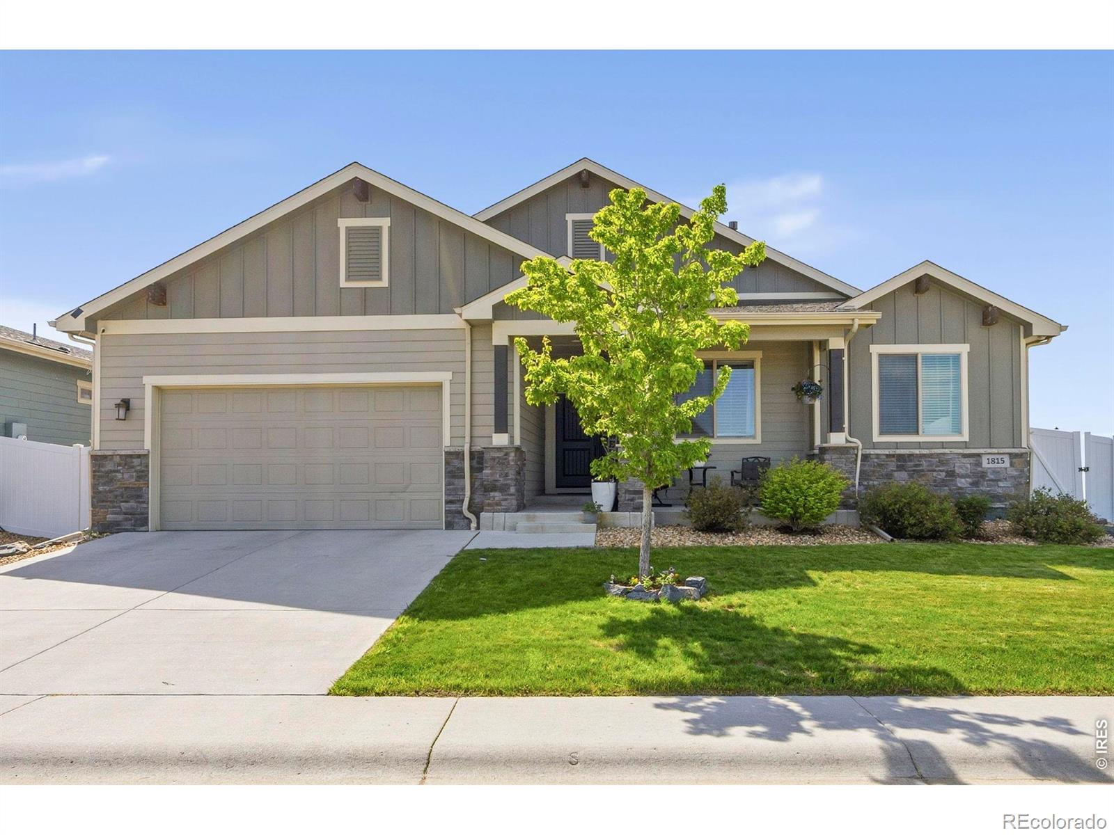 Photo 2 of Single family home for sale at 1815 Holloway Dr, Windsor, CO 80550 | MLS# IR1061399 | Listing updated on 2026-09-21