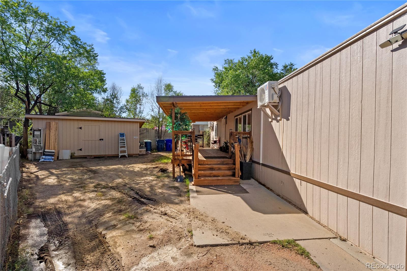 Photo 3 of Manufactured home for sale at 1901 Constitution Rd, Pueblo, CO 81001 | MLS# 6471328 | Listing updated on 2026-09-21
