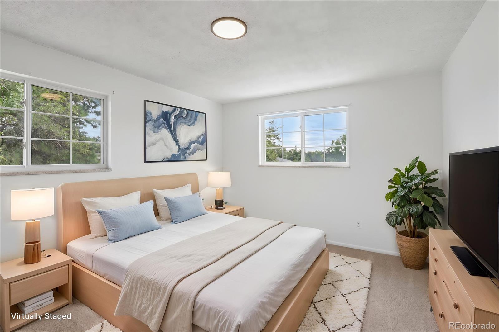 Photo 3 of Single family home for sale at 215 E 17th Avenue, Longmont, CO 80504 | MLS# 1535683 | Listing updated on 2026-09-21