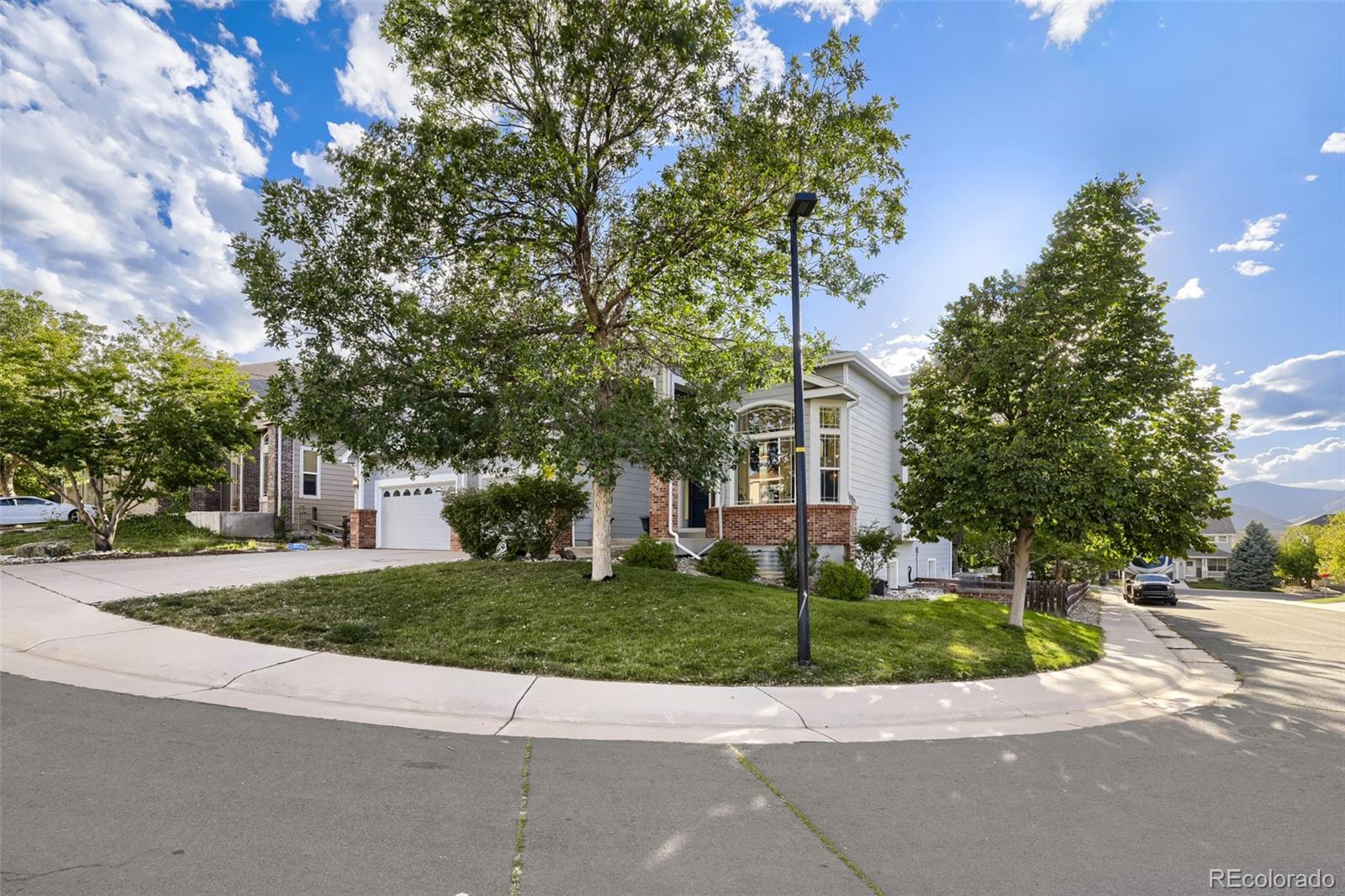 Photo 2 of Single family home for sale at 7691 Bison Ct, Littleton, CO 80125 | MLS# 8076352 | Listing updated on 2026-09-21