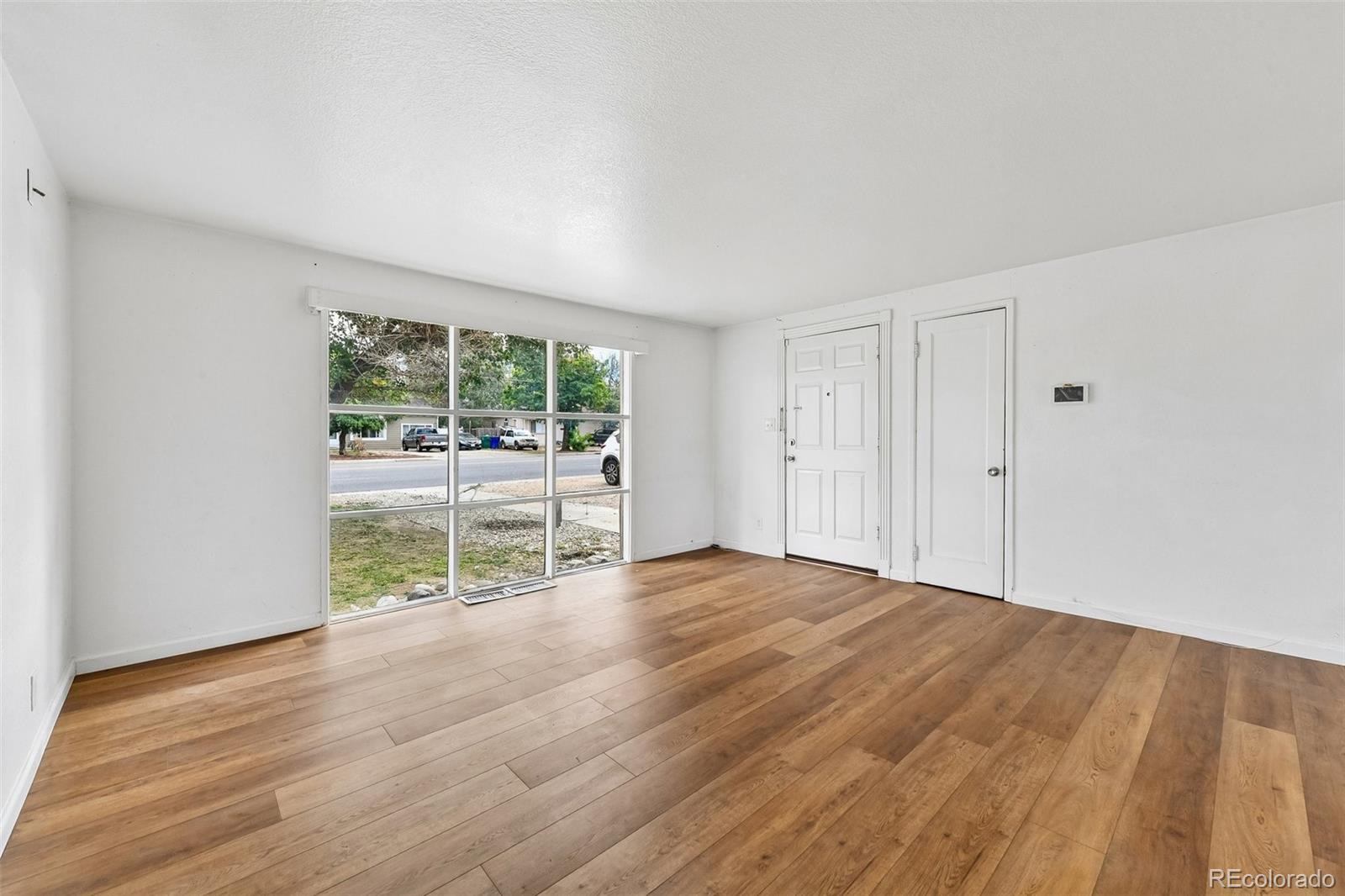 Photo 3 of Single family home for sale at 729 Havana St, Aurora, CO 80010 | MLS# 6857712 | Listing updated on 2026-09-21