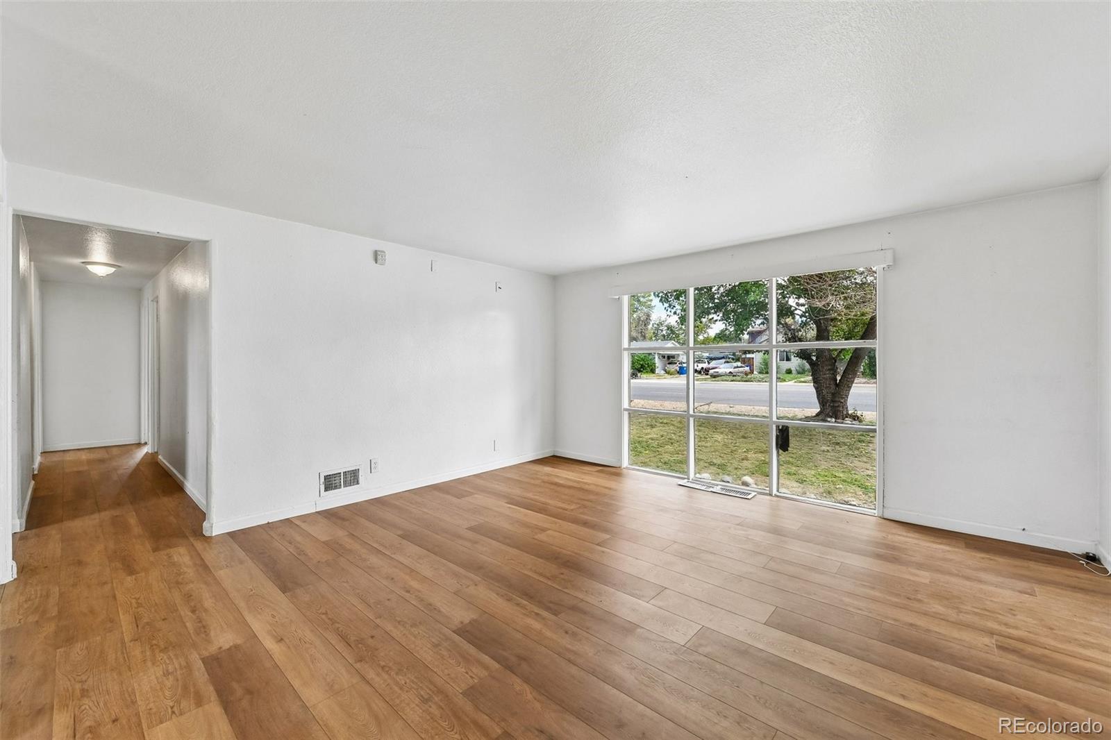 Photo 2 of Single family home for sale at 729 Havana St, Aurora, CO 80010 | MLS# 6857712 | Listing updated on 2026-09-21