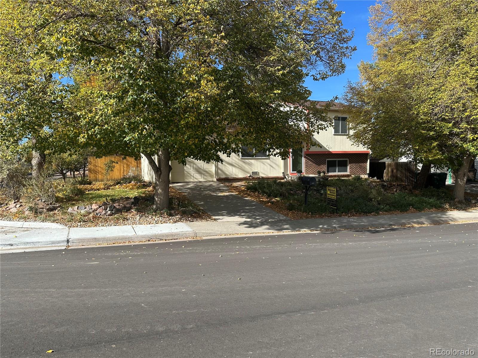 Single family home for sale at 4851 S Quintero Cir, Aurora, CO 80015 | MLS# 8237469