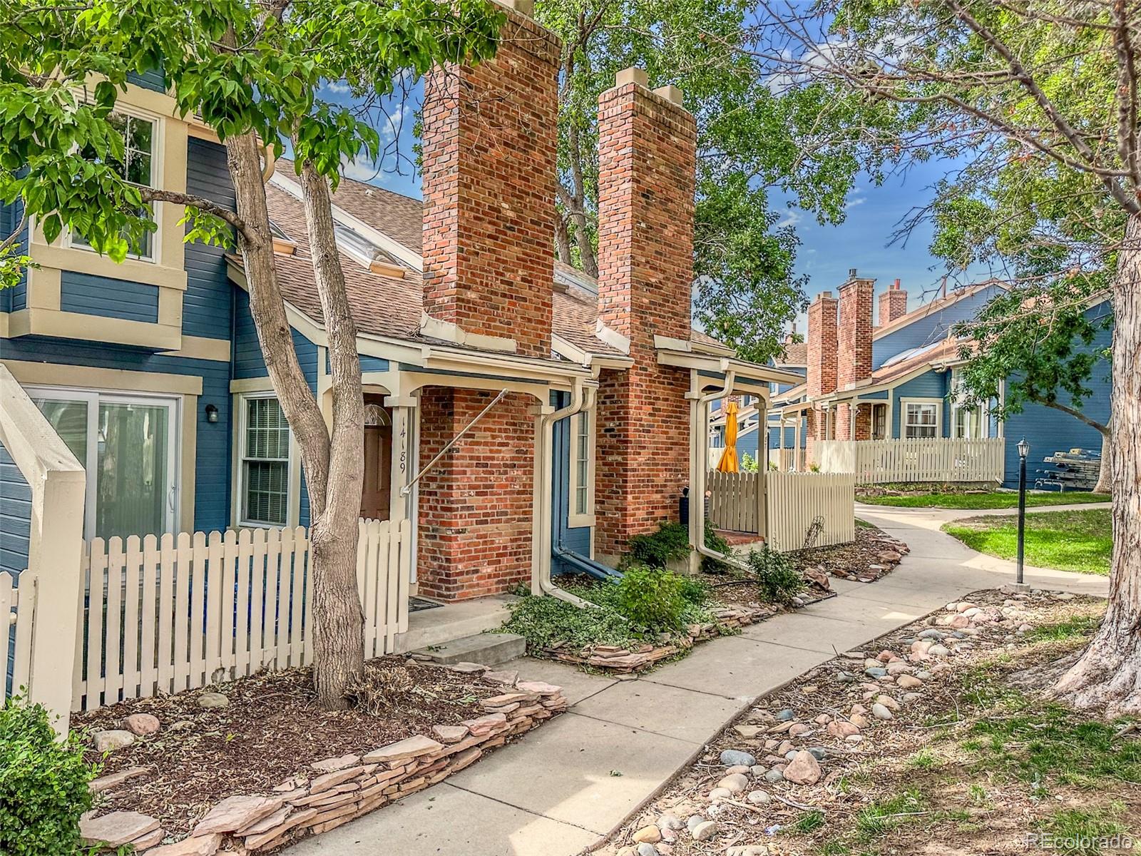 Photo 2 of Townhouse for sale at 14189 E Radcliff Cir, Aurora, CO 80015 | MLS# 9032473 | Listing updated on 2026-09-21
