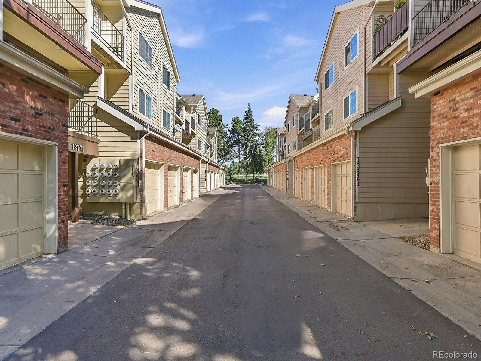 Listing Photo 5 - Condo for sale in building located at 13823 E Lehigh Ave, Aurora, CO 80014 - Unit #A