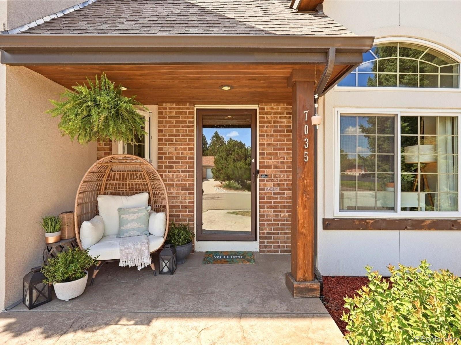 Photo 3 of Single family home for sale at 7035 Independence St, Arvada, CO 80004 | MLS# 7364469 | Listing updated on 2026-09-24