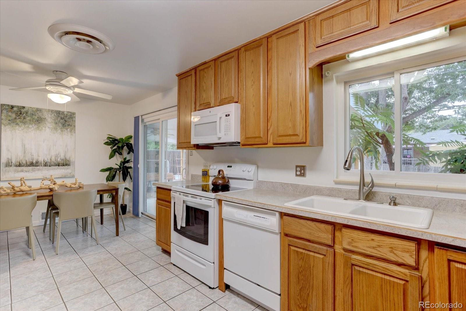 Photo 4 of Single family home for sale at 6918 Newman St, Arvada, CO 80004 | MLS# 8994800 | Listing updated on 2026-09-24