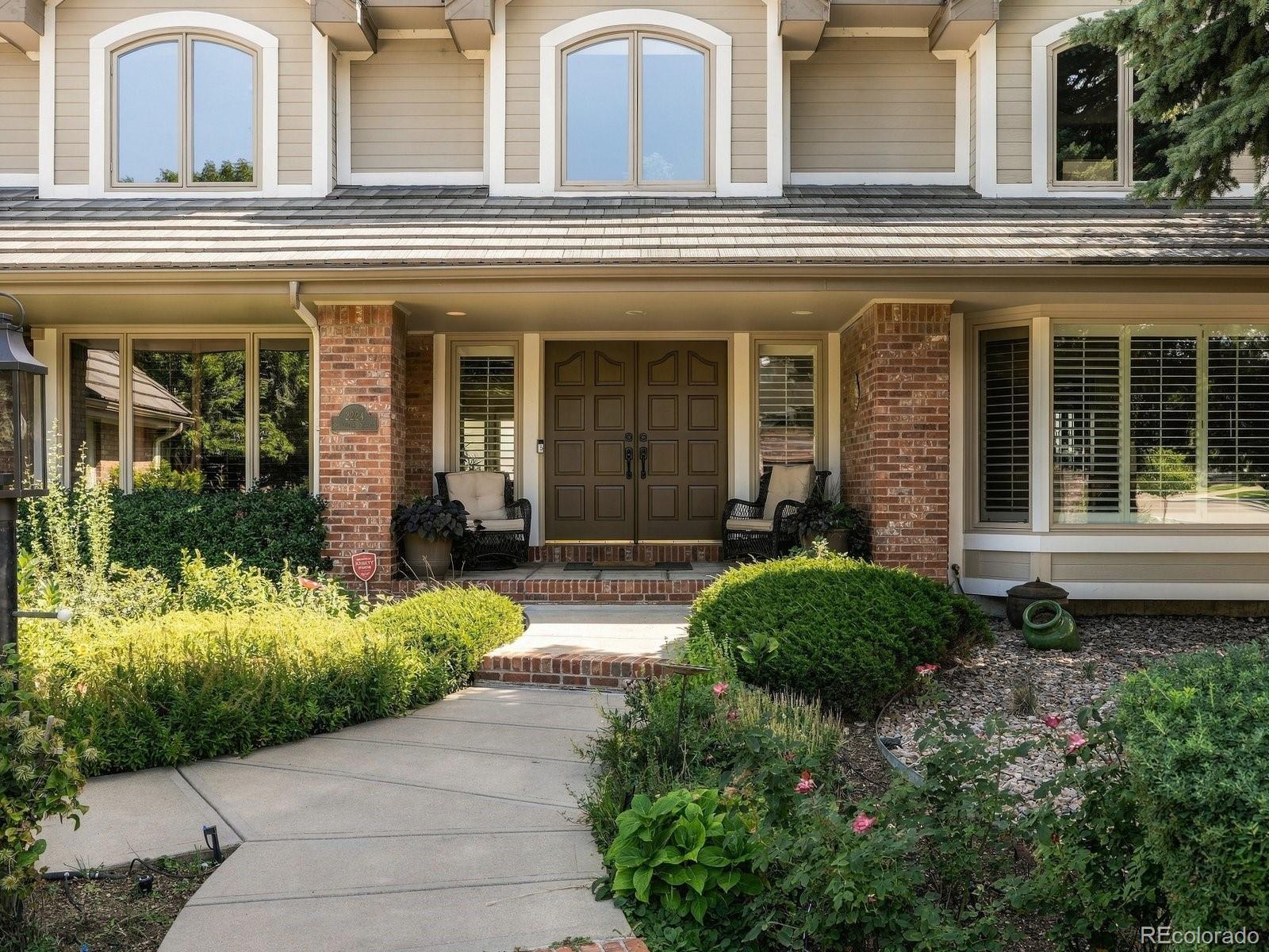 Photo 4 of Single family home for sale at 2224 S Queen St, Lakewood, CO 80227 | MLS# 9184419 | Listing updated on 2026-09-24