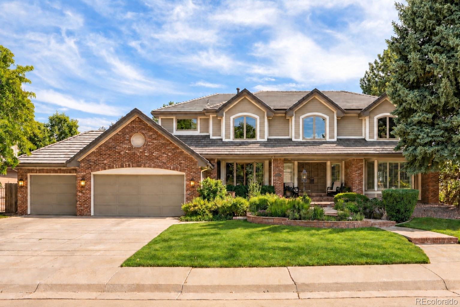 Photo 3 of Single family home for sale at 2224 S Queen St, Lakewood, CO 80227 | MLS# 9184419 | Listing updated on 2026-09-24