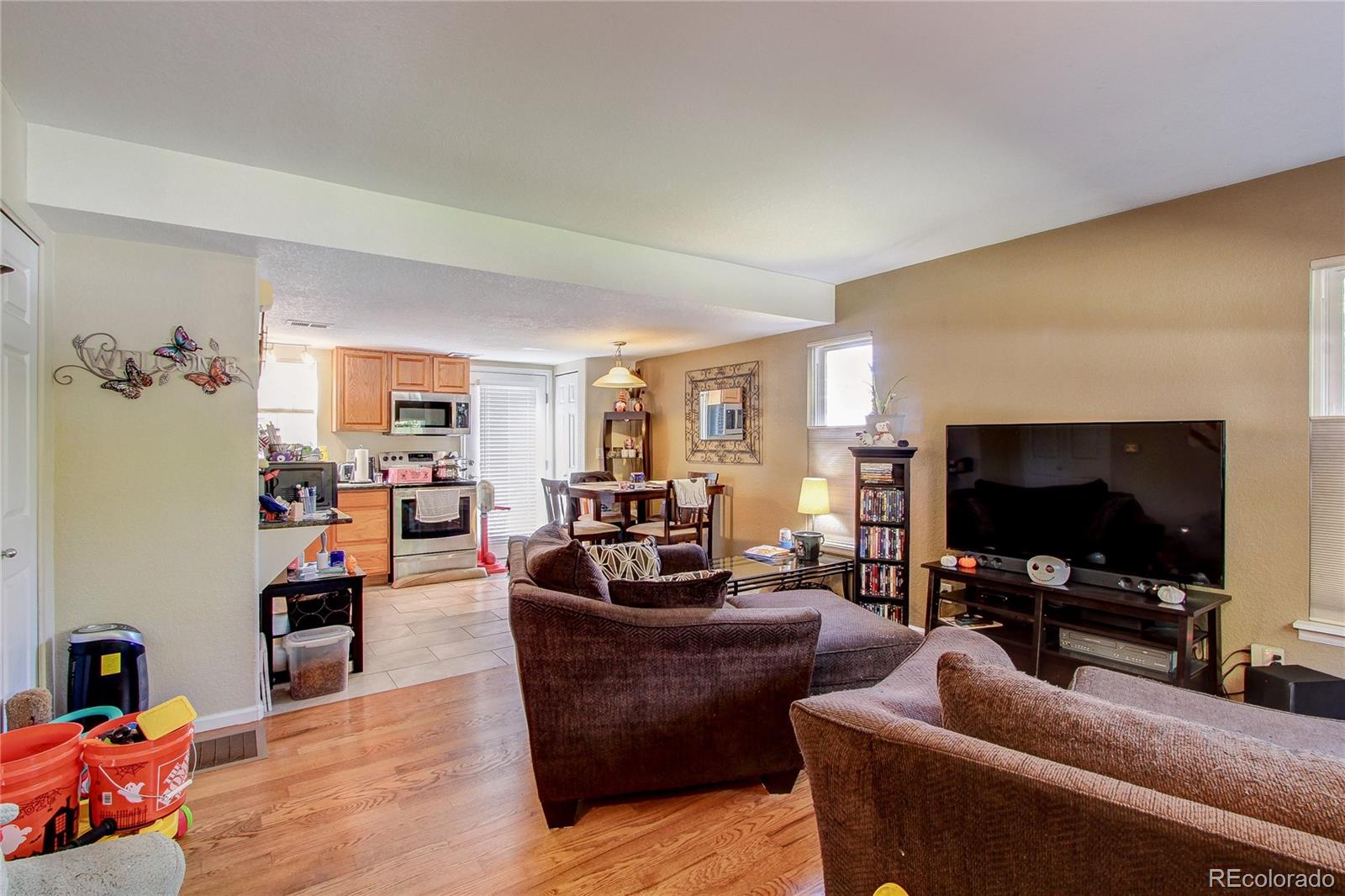 Photo 2 of Townhouse for sale at 6301 W Byers Pl, Lakewood, CO 80226 | MLS# 8186421 | Listing updated on 2026-10-24