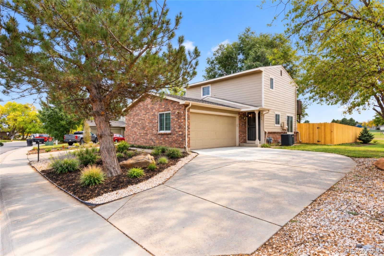 Photo 2 of Townhouse for sale at 4926 E 124th Way, Thornton, CO 80241 | MLS# 3163135 | Listing updated on 2026-10-25