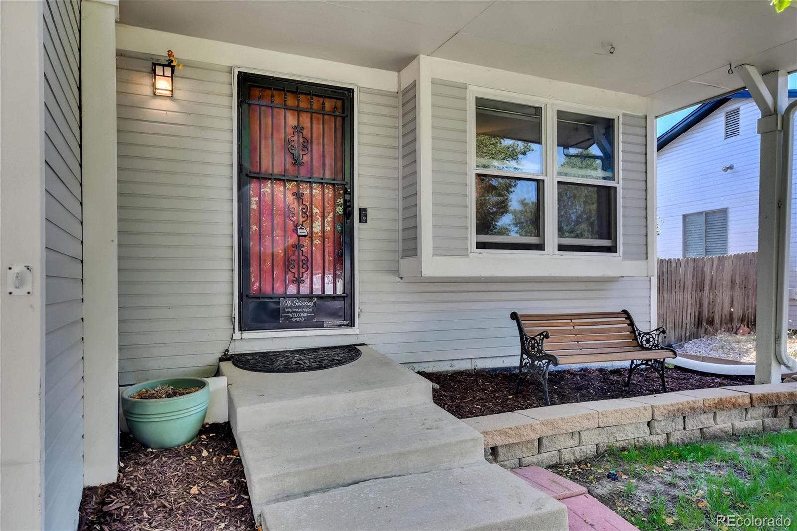 Photo 3 of Single family home for sale at 1452 S Biscay Way, Aurora, CO 80017 | MLS# 4293618 | Listing updated on 2026-09-24