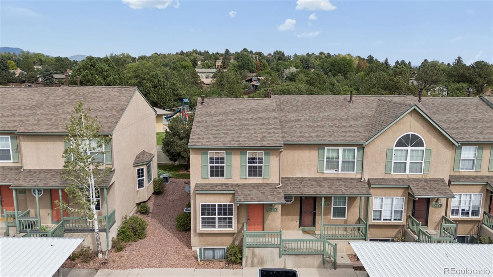 Photo 2 of Townhouse for sale at 6237 Colony Cir, Colorado Springs, CO 80919 | MLS# 2133023 | Listing updated on 2026-09-21