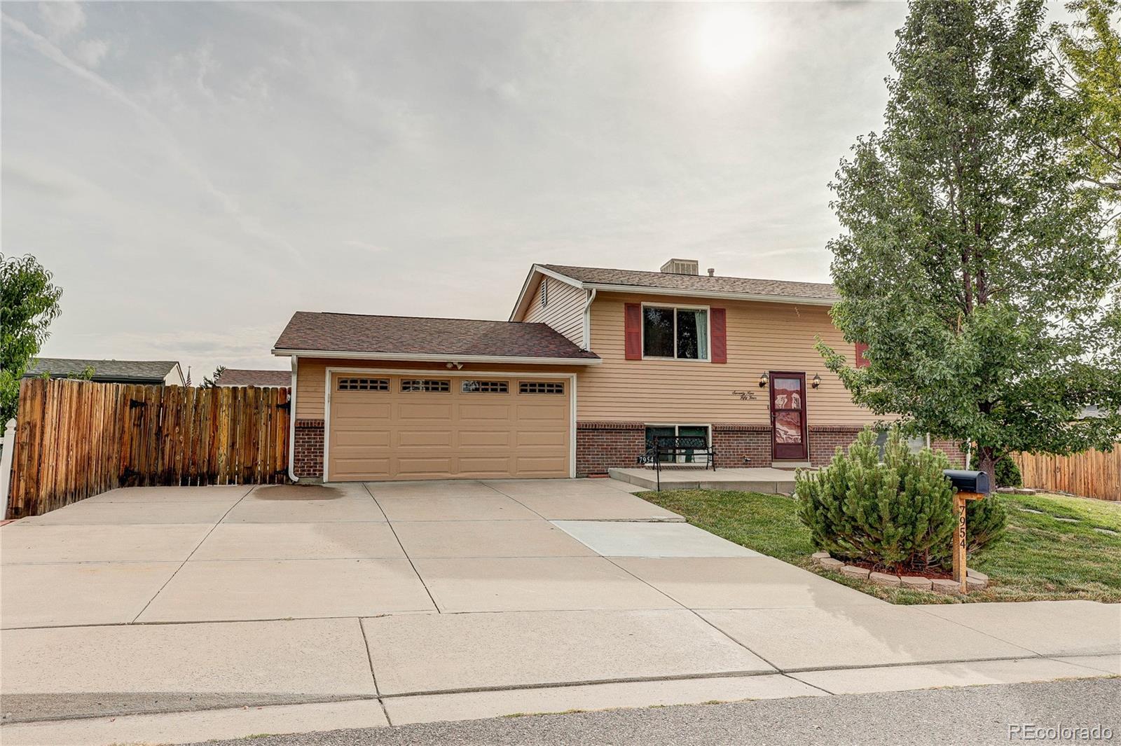 Single family home for sale at 7954 Fenton St, Arvada, CO 80003 | MLS# 9794412