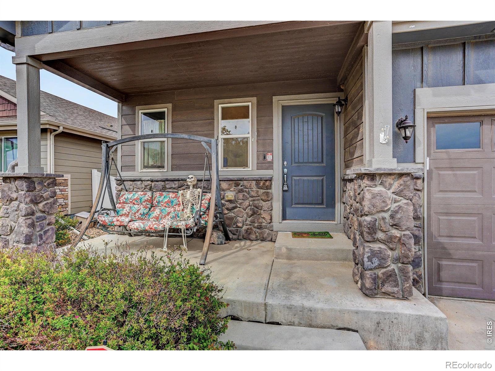 Photo 3 of Single family home for sale at 1832 Ruddlesway Dr, Windsor, CO 80550 | MLS# IR1069318 | Listing updated on 2026-10-26