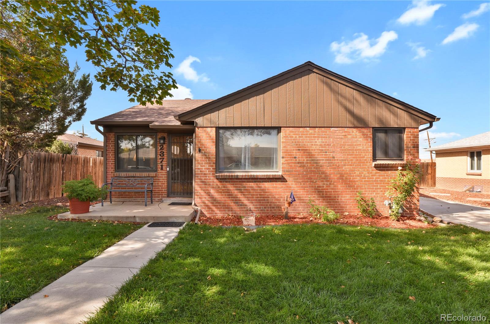 Single family home for sale at 2371 Joliet St, Aurora, CO 80010 | MLS# 6081912