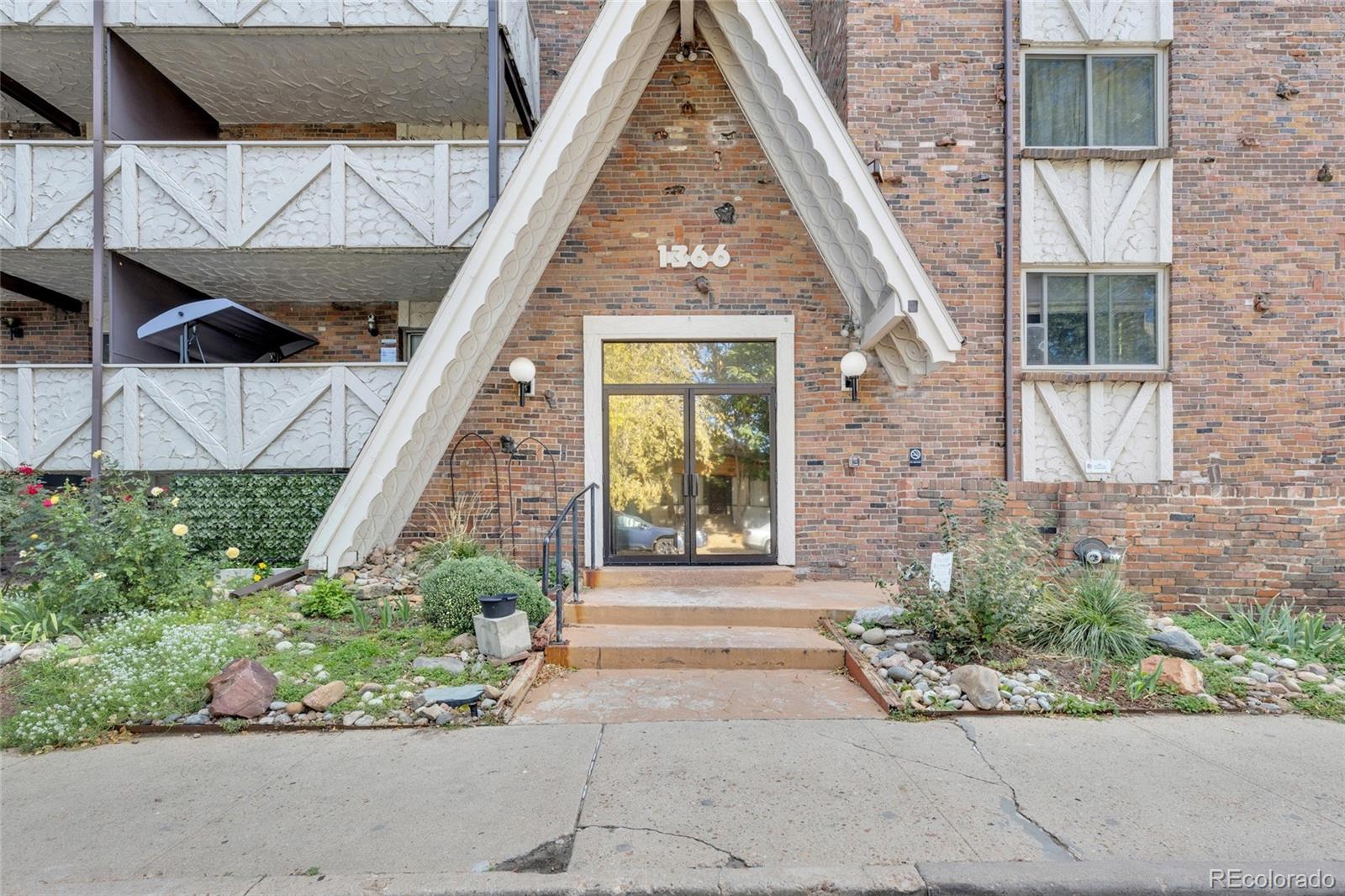 Photo 3 of Condo for sale at 1366 Garfield St #505, Denver, CO 80206 | MLS# 8550615 | Listing updated on 2026-10-24