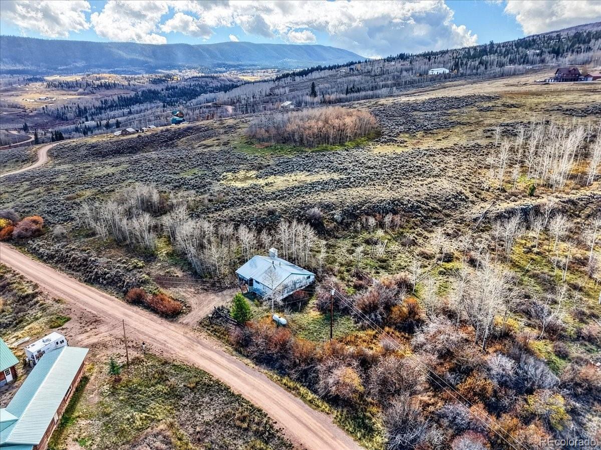 Photo 3 of Single family home for sale at 2559 Gcr 162, Kremmling, CO 80459 | MLS# 4939252 | Listing updated on 2026-10-23