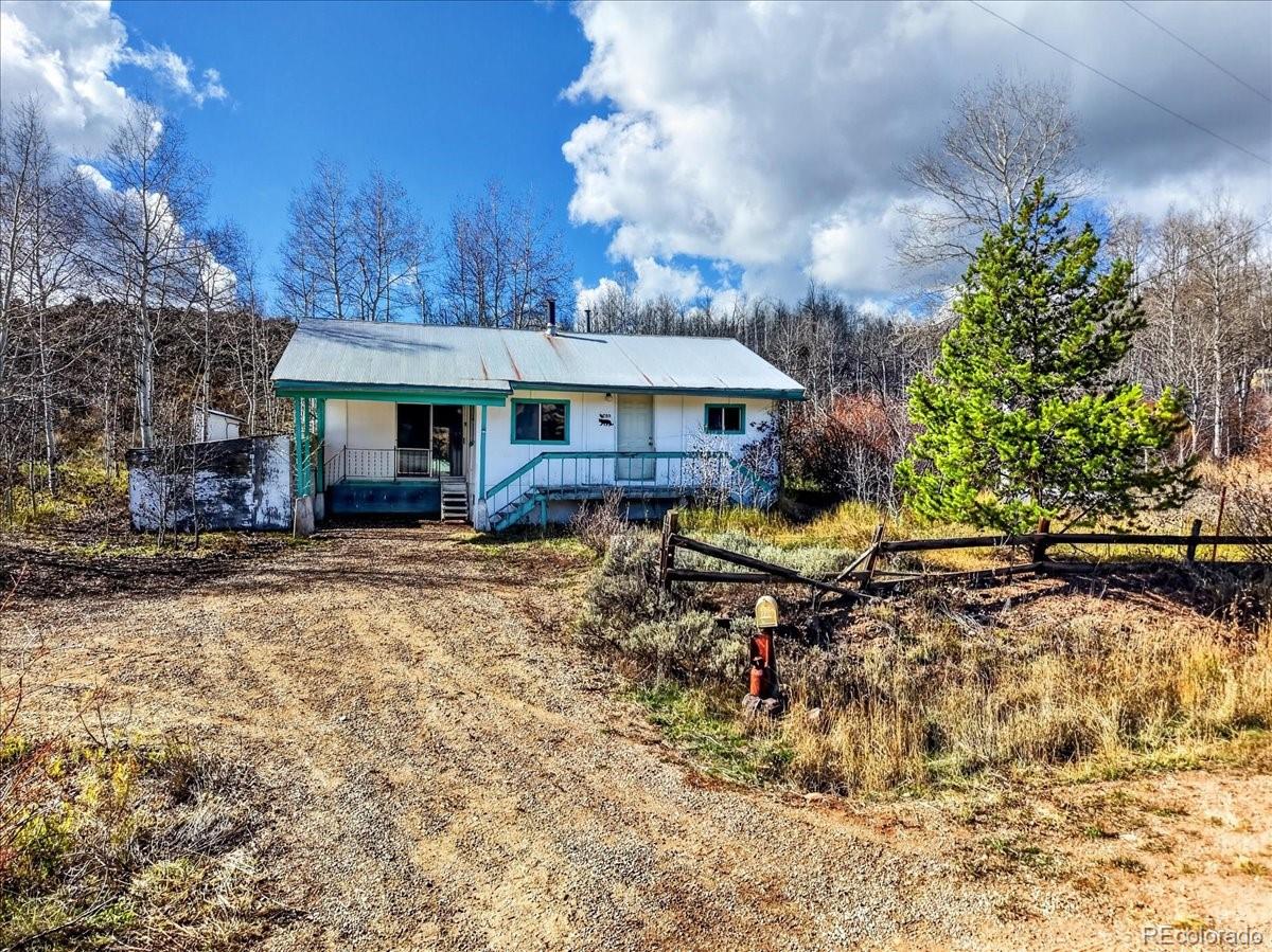 Photo 2 of Single family home for sale at 2559 Gcr 162, Kremmling, CO 80459 | MLS# 4939252 | Listing updated on 2026-10-23
