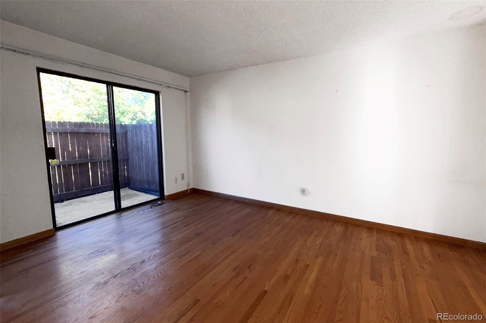 Photo 3 of Townhouse for sale at 9379 W Utah Pl, Lakewood, CO 80232 | MLS# 9124057 | Listing updated on 2026-10-24