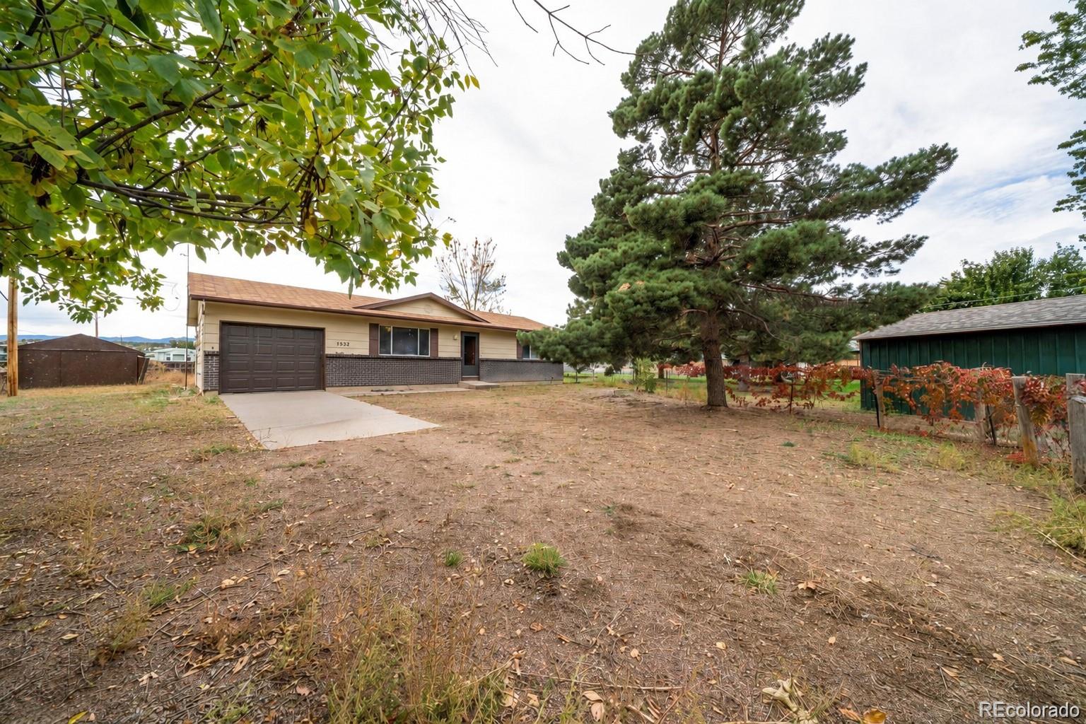 Photo 3 of Single family home for sale at 1532 Poplar Ave, Canon City, CO 81212 | MLS# 5709271 | Listing updated on 2026-10-24
