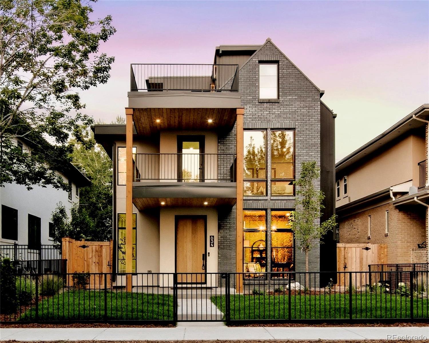 Photo 1 of Single family home for sale at 634 S Race St, Denver, CO 80209 | MLS# 3113036 | Listing updated on 2026-10-25