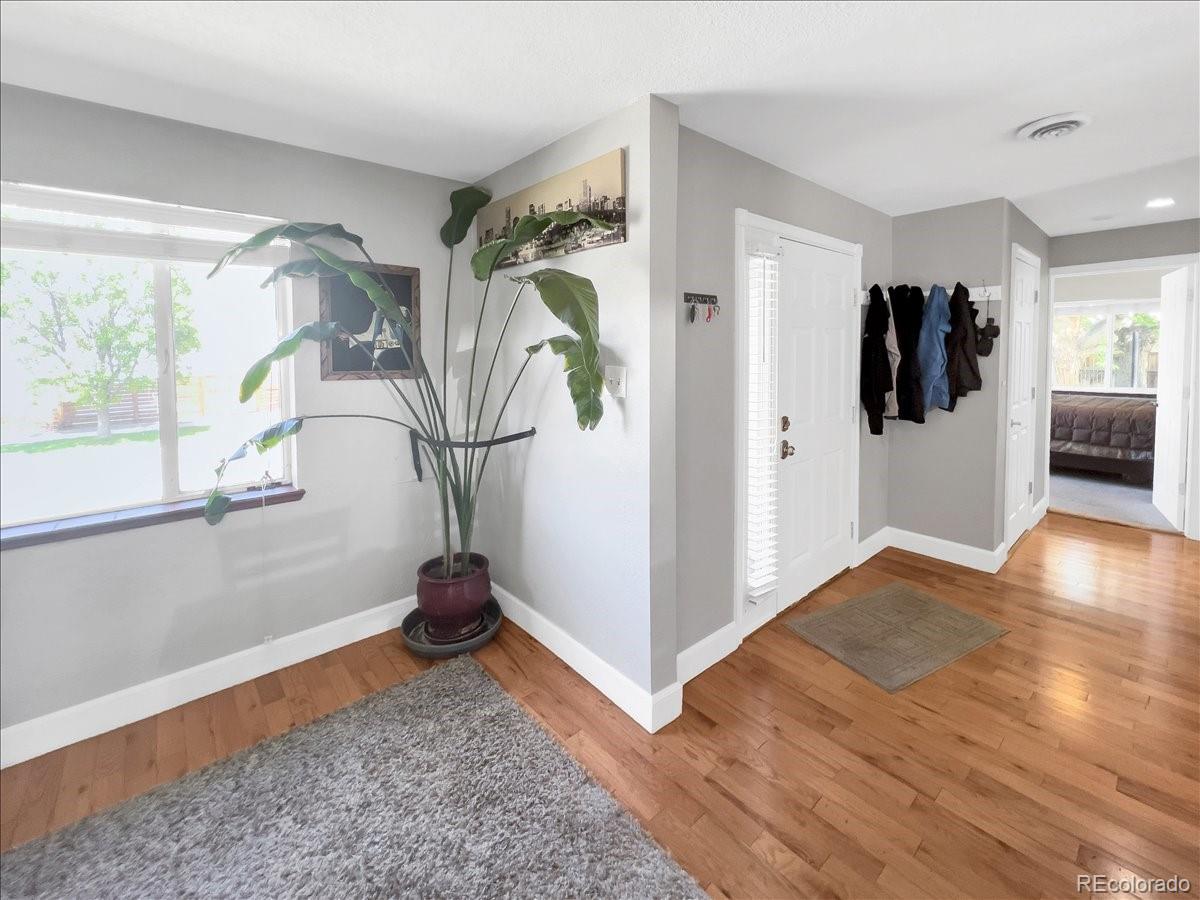 Photo 4 of Single family home for sale at 410 E Jewell Ave, Denver, CO 80210 | MLS# 9160837 | Listing updated on 2026-10-24
