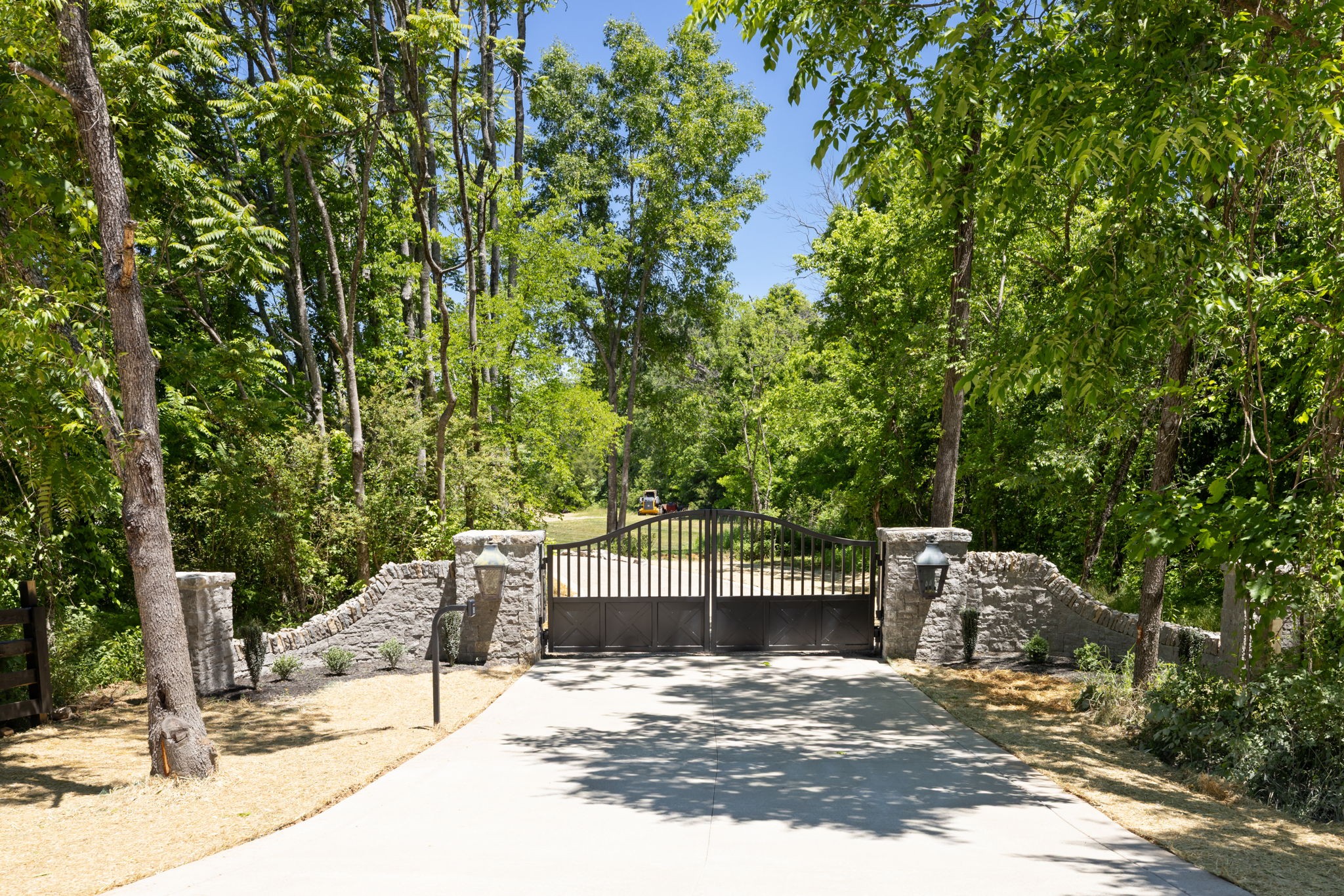 Photo 4 of Single family home for sale at 4334 Arno Rd, Franklin, TN 37064 | MLS# 3223554 | Listing updated on 2026-09-21