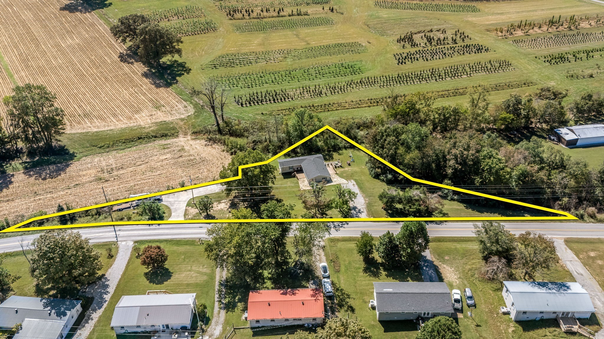 Photo 1 of Single family home for sale at 1065 Short Mountain Rd, Mc Minnville, TN 37110 | MLS# 3626612 | Listing updated on 2026-10-25