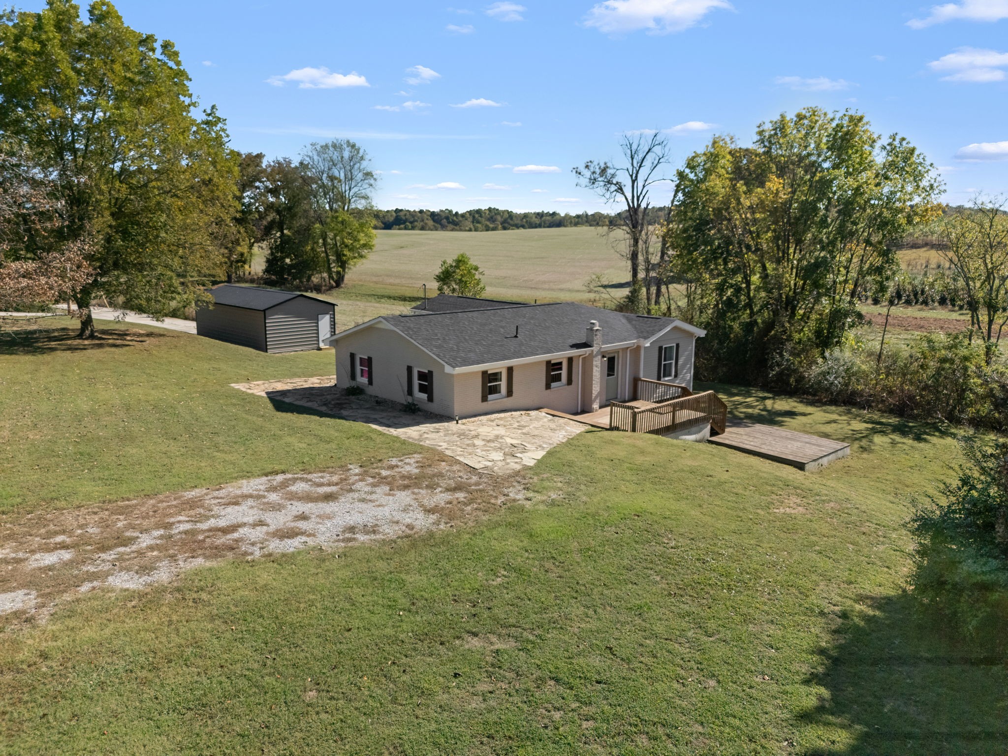 Photo 4 of Single family home for sale at 1065 Short Mountain Rd, Mc Minnville, TN 37110 | MLS# 3626612 | Listing updated on 2026-10-25