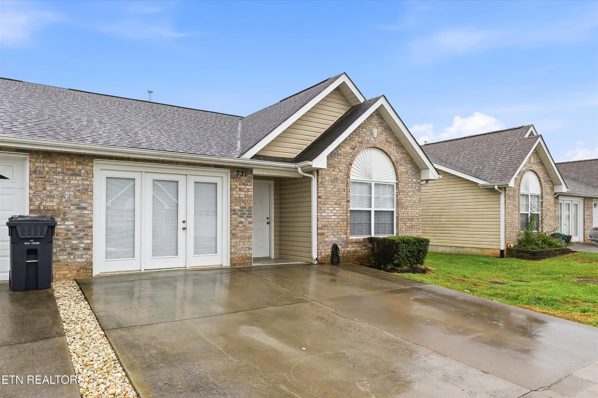 Photo 3 of Condo for sale at 731 High Point Way, Knoxville, TN 37912 | MLS# 3229091 | Listing updated on 2026-09-21
