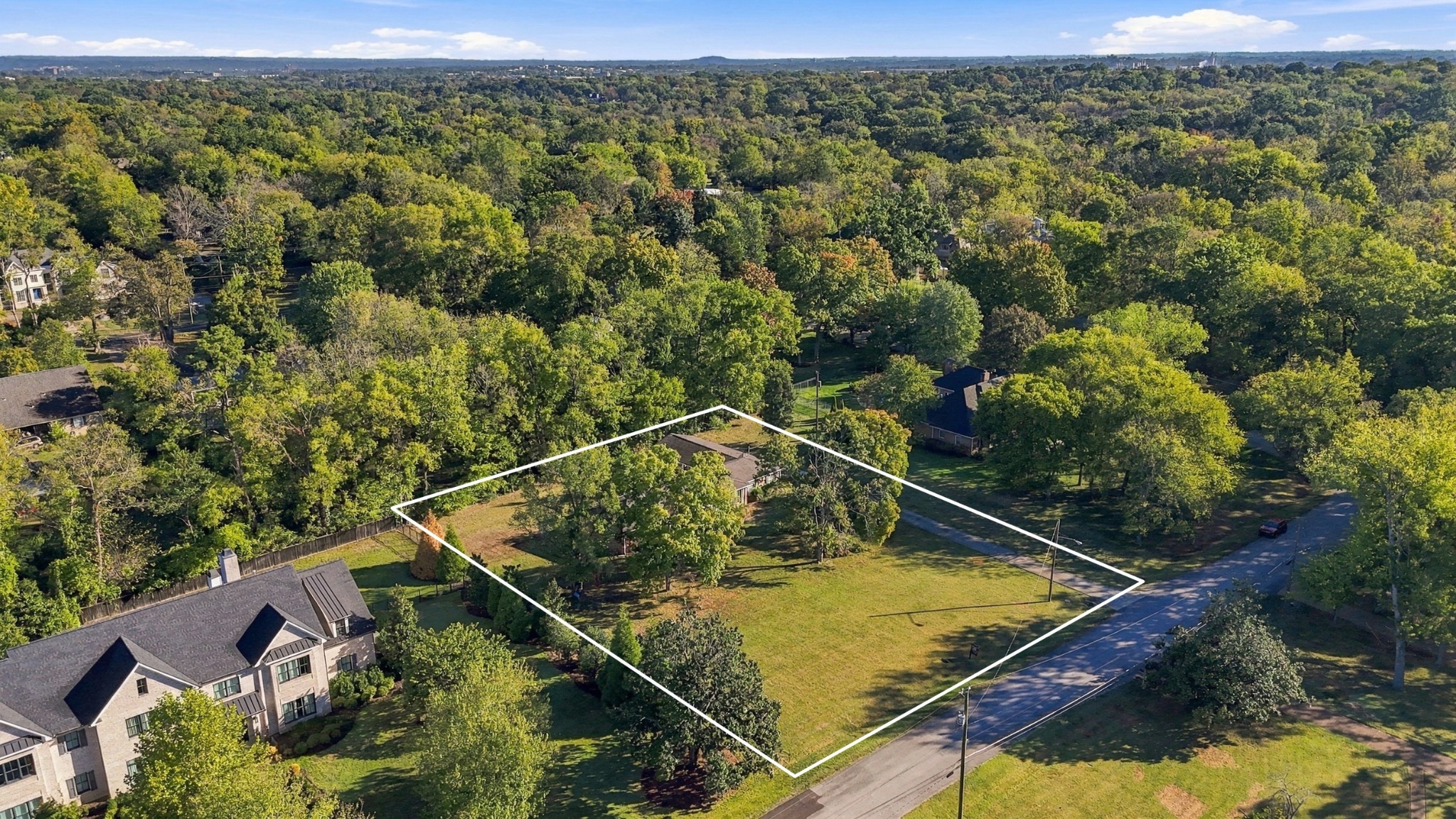 Photo 1 of Single family home for sale at 914 Waterswood Dr, Nashville, TN 37220 | MLS# 3249115 | Listing updated on 2026-10-24