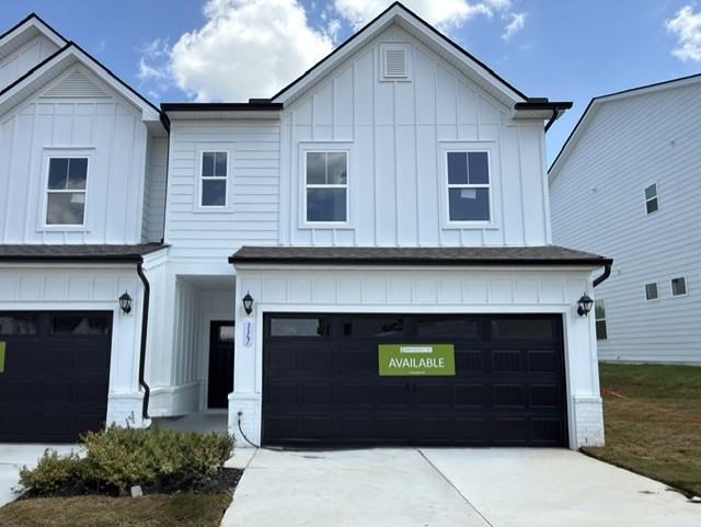 Photo 1 of Townhouse for sale at 117 Yarrow Loop, Clarksville, TN 37043 | MLS# 3260641 | Listing updated on 2026-09-21