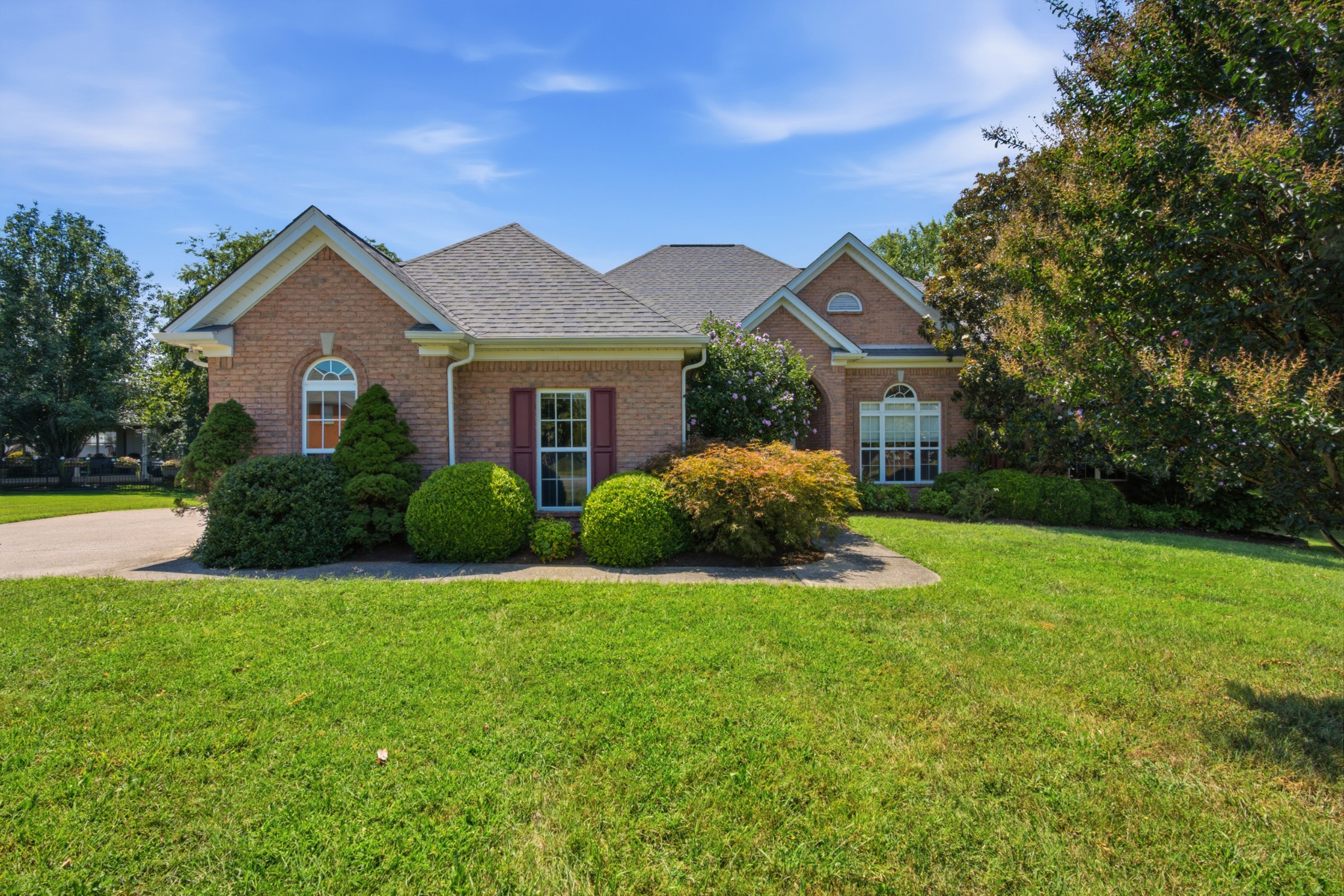 Photo 2 of Single family home for sale at 1909 Starbuck Ct, Murfreesboro, TN 37130 | MLS# 3528058 | Listing updated on 2026-09-24
