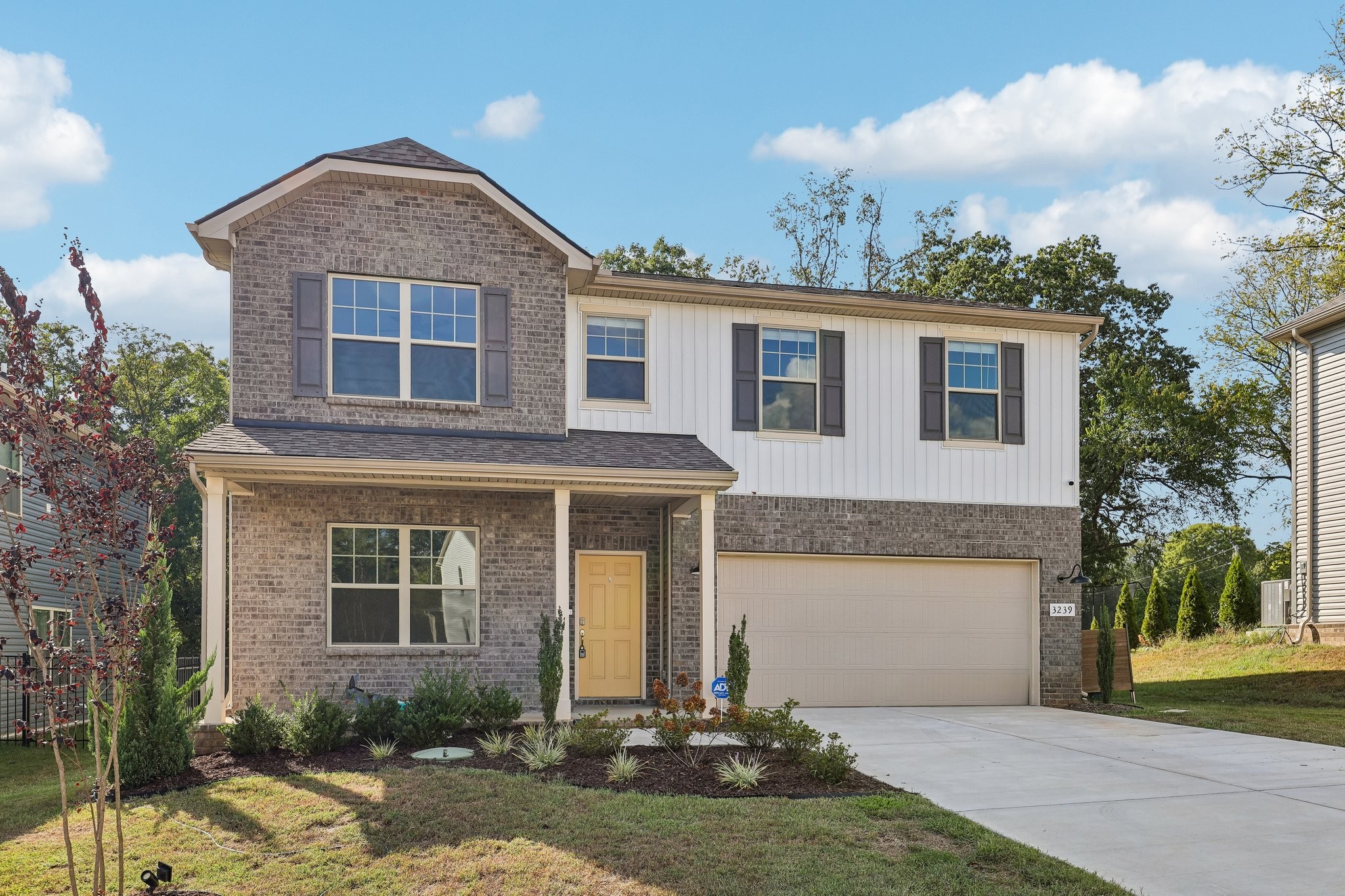 Single family home for sale at 3239 Holiday Ln, Columbia, TN 38401 | MLS# 3547118