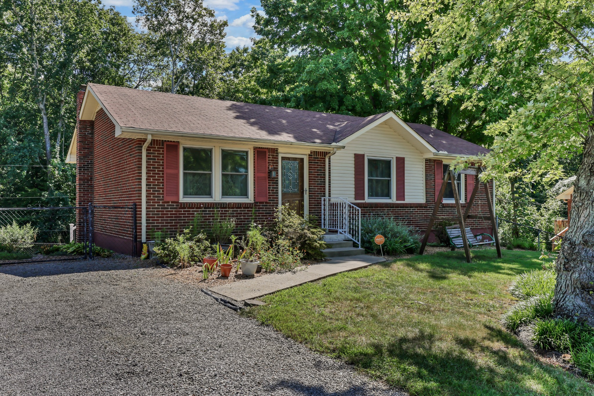 Single family home for sale at 446 Oriole Cir, Clarksville, TN 37043 | MLS# 3520308